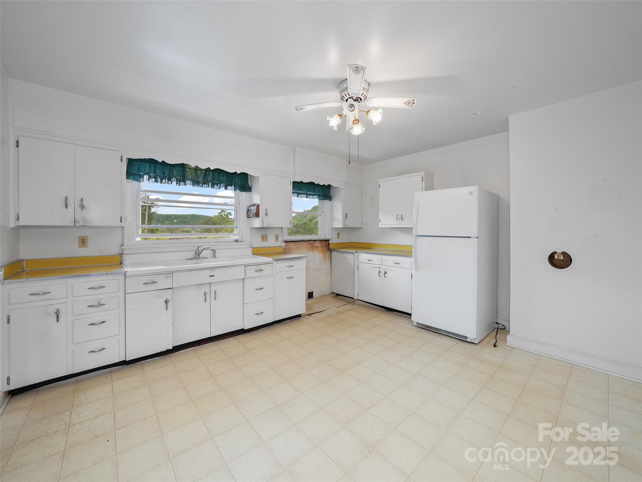 5 Noland Downs Road Property Photo 11