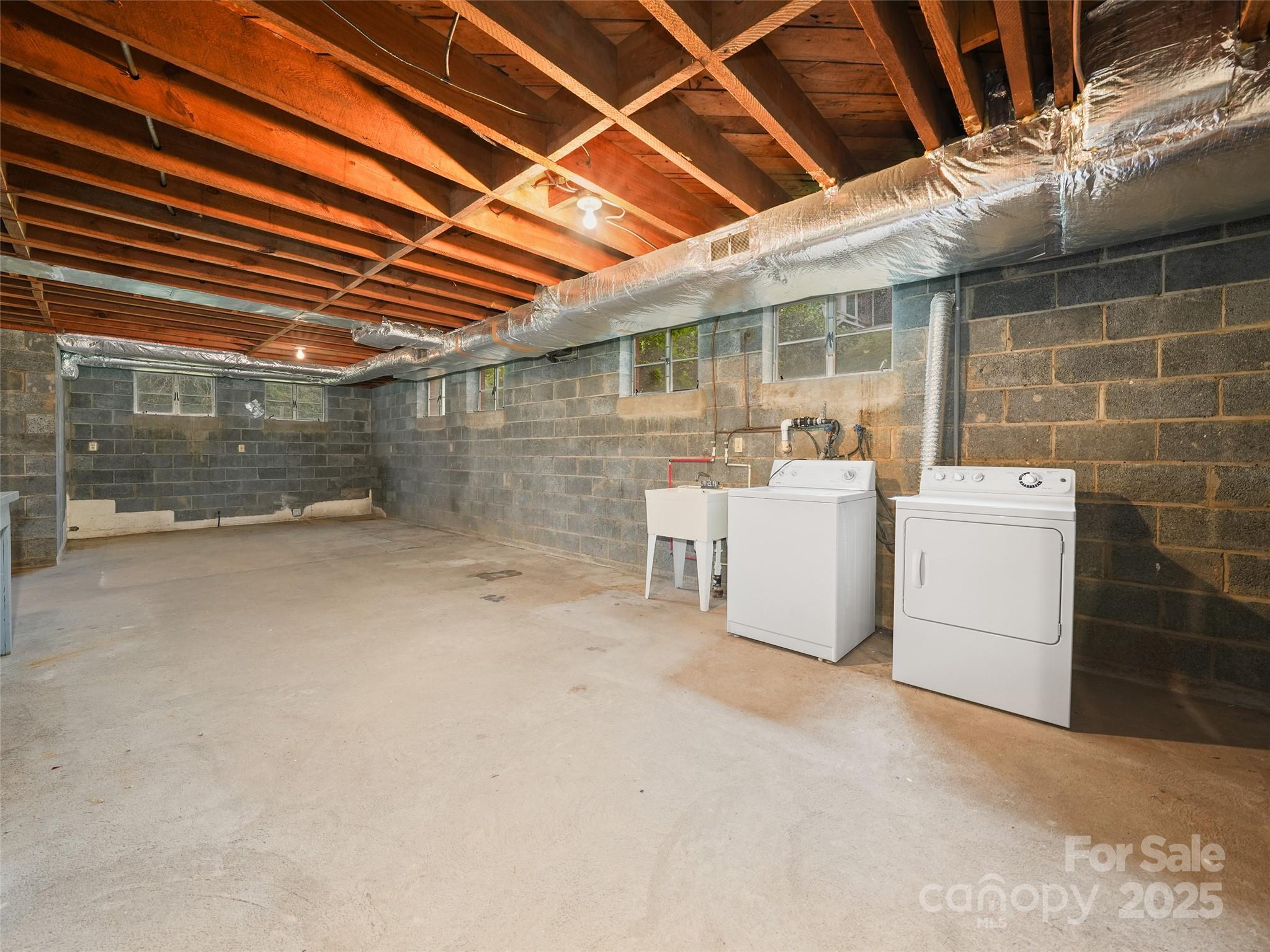 5 Noland Downs Road Property Photo 21