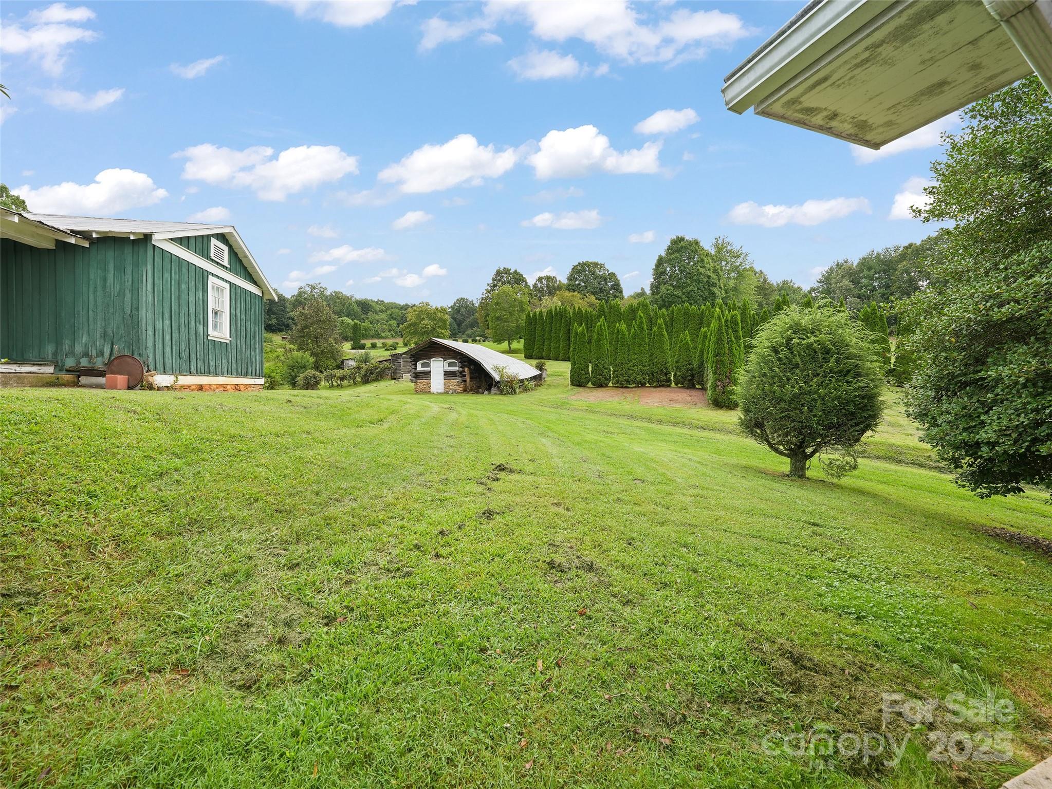5 Noland Downs Road Property Photo 22