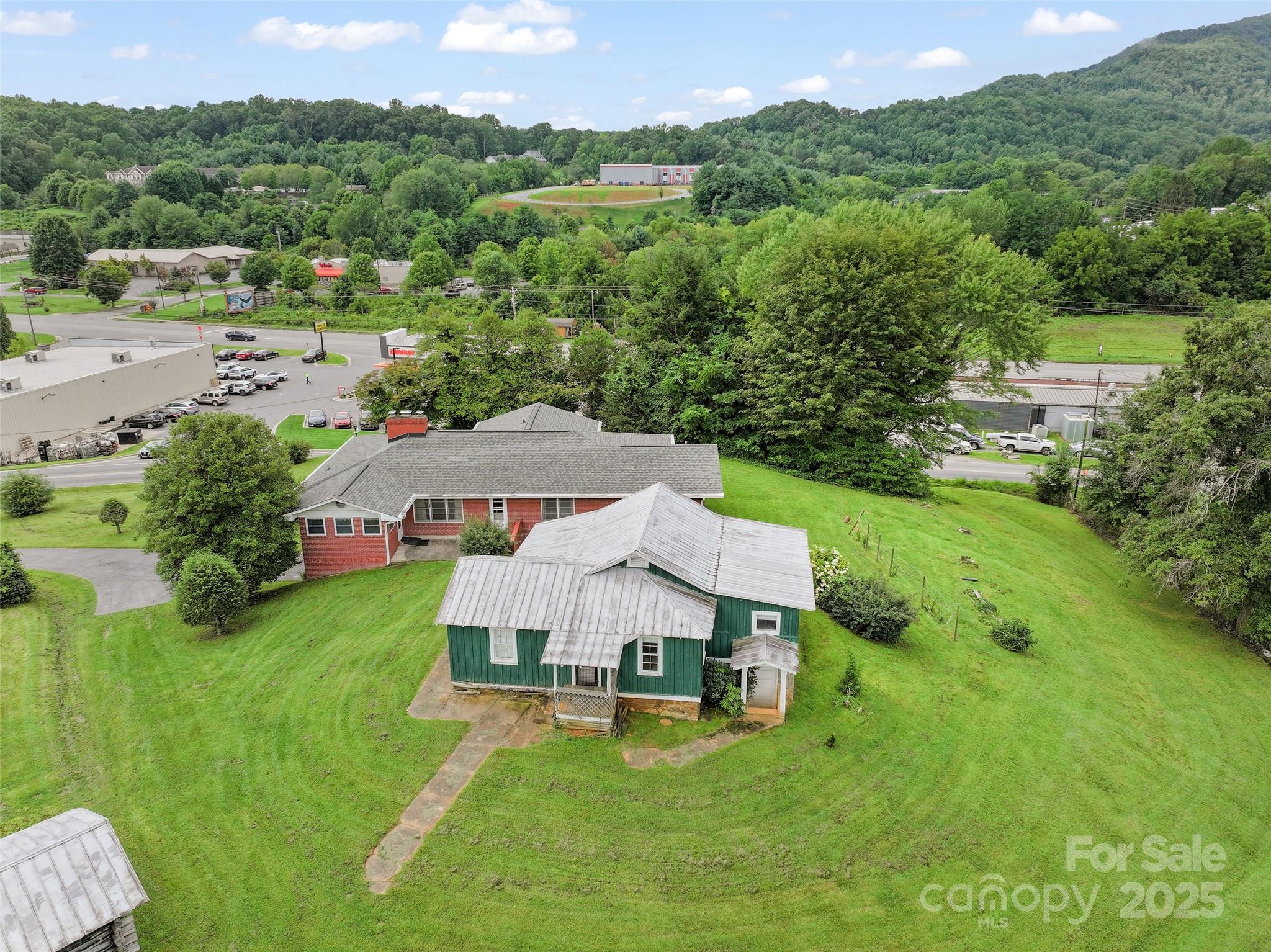 5 Noland Downs Road Property Photo 31