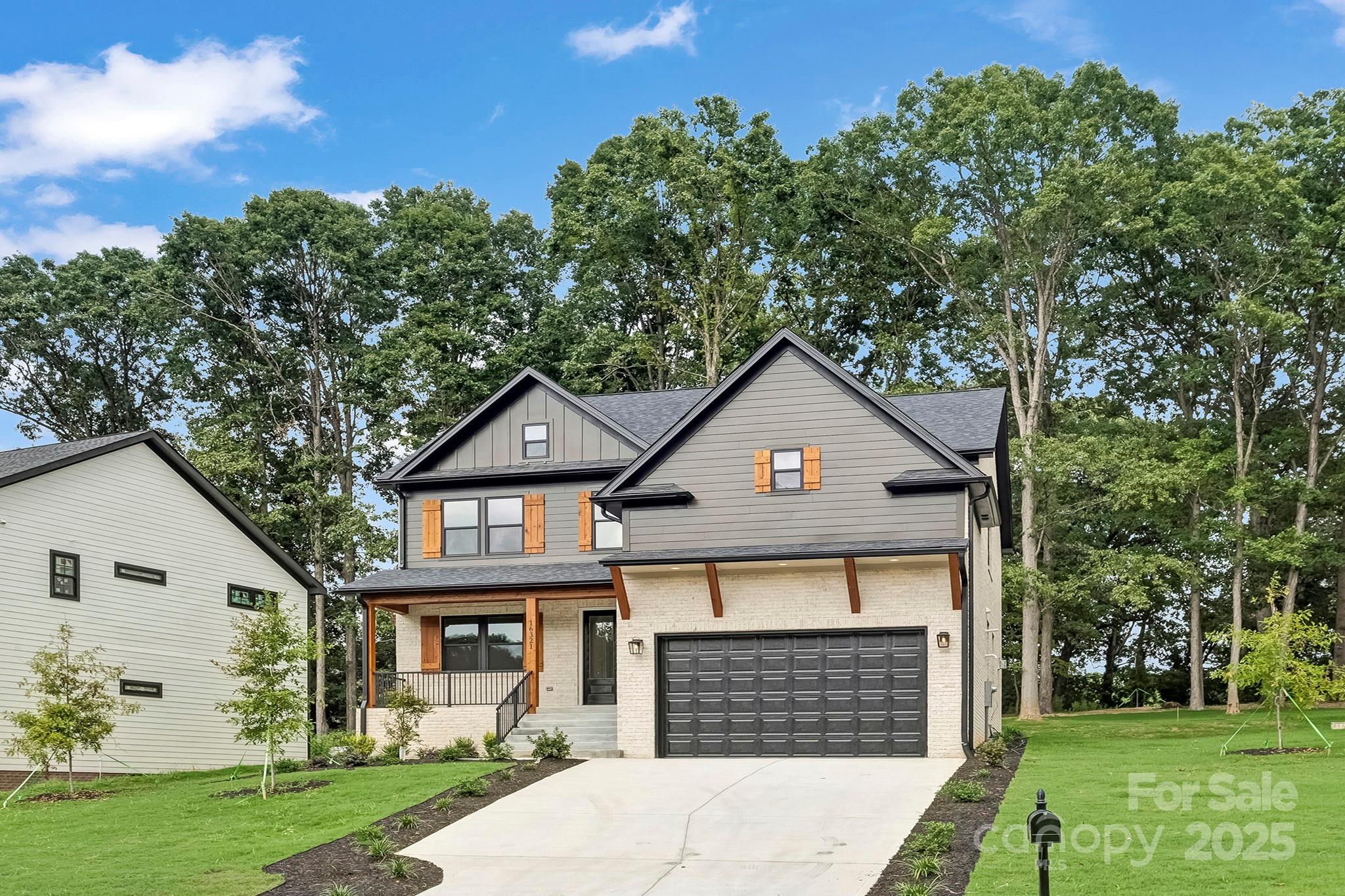 16321 Riverpointe Drive Property Photo 2