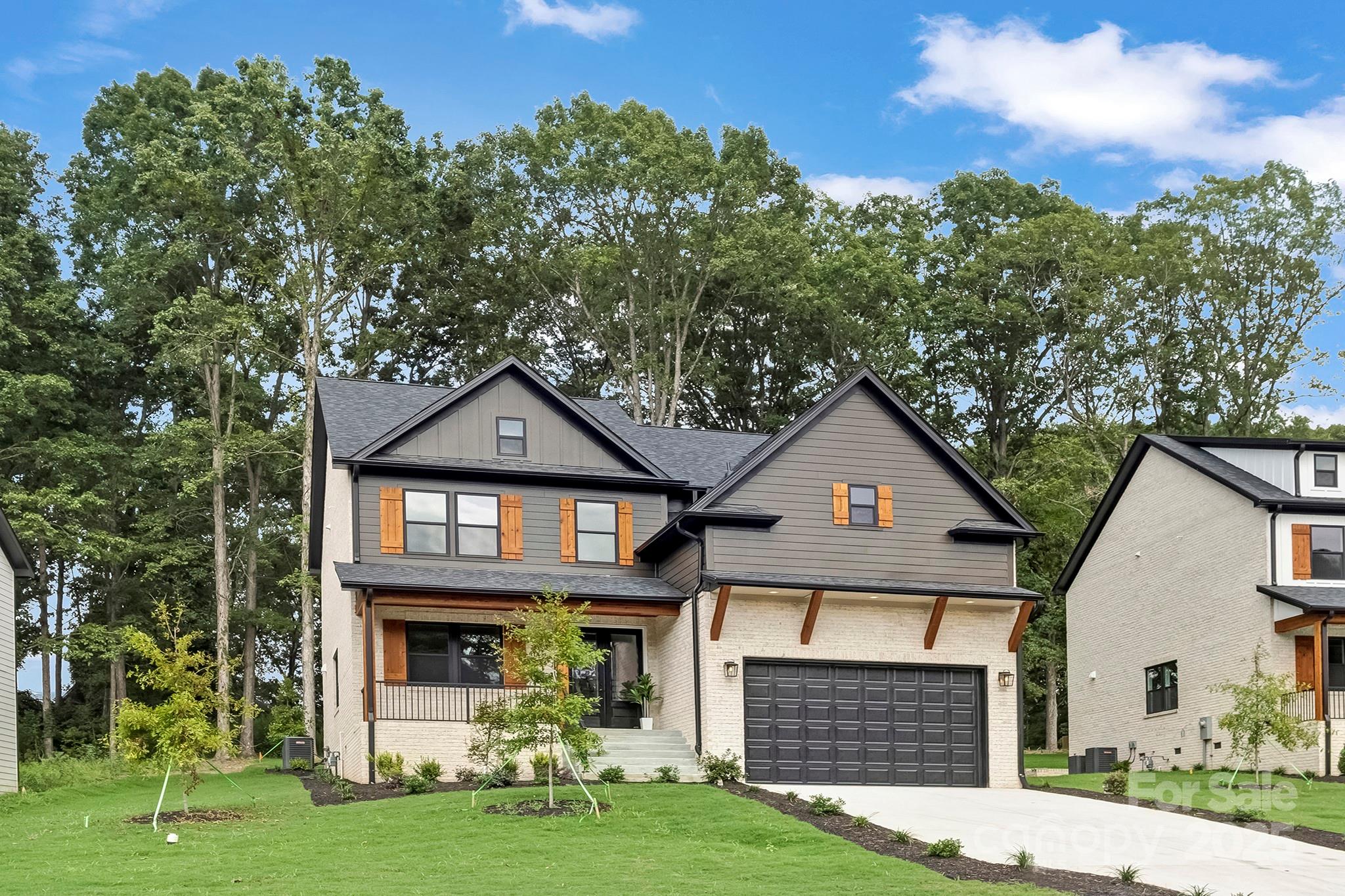 16321 Riverpointe Drive Property Photo 3