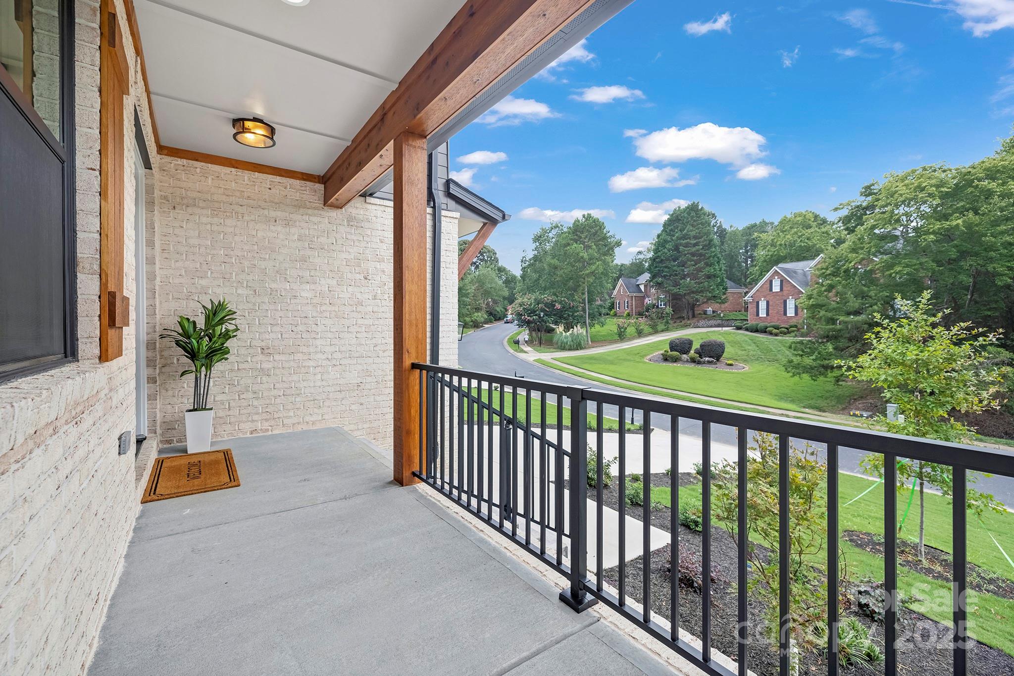 16321 Riverpointe Drive Property Photo 4