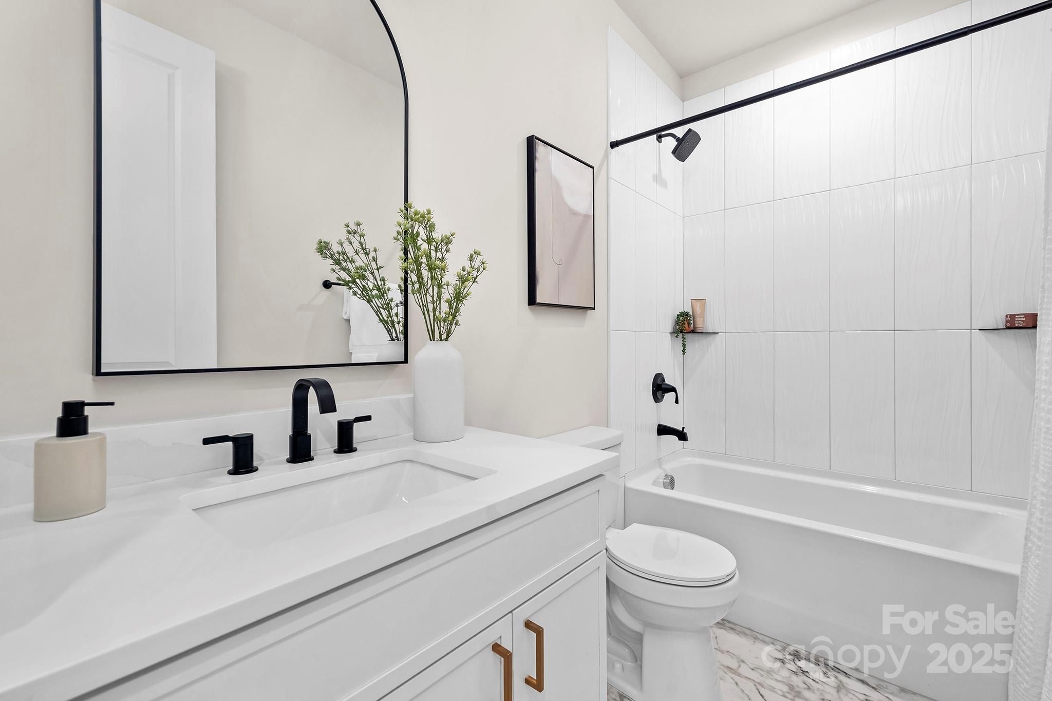 16321 Riverpointe Drive Property Photo 16