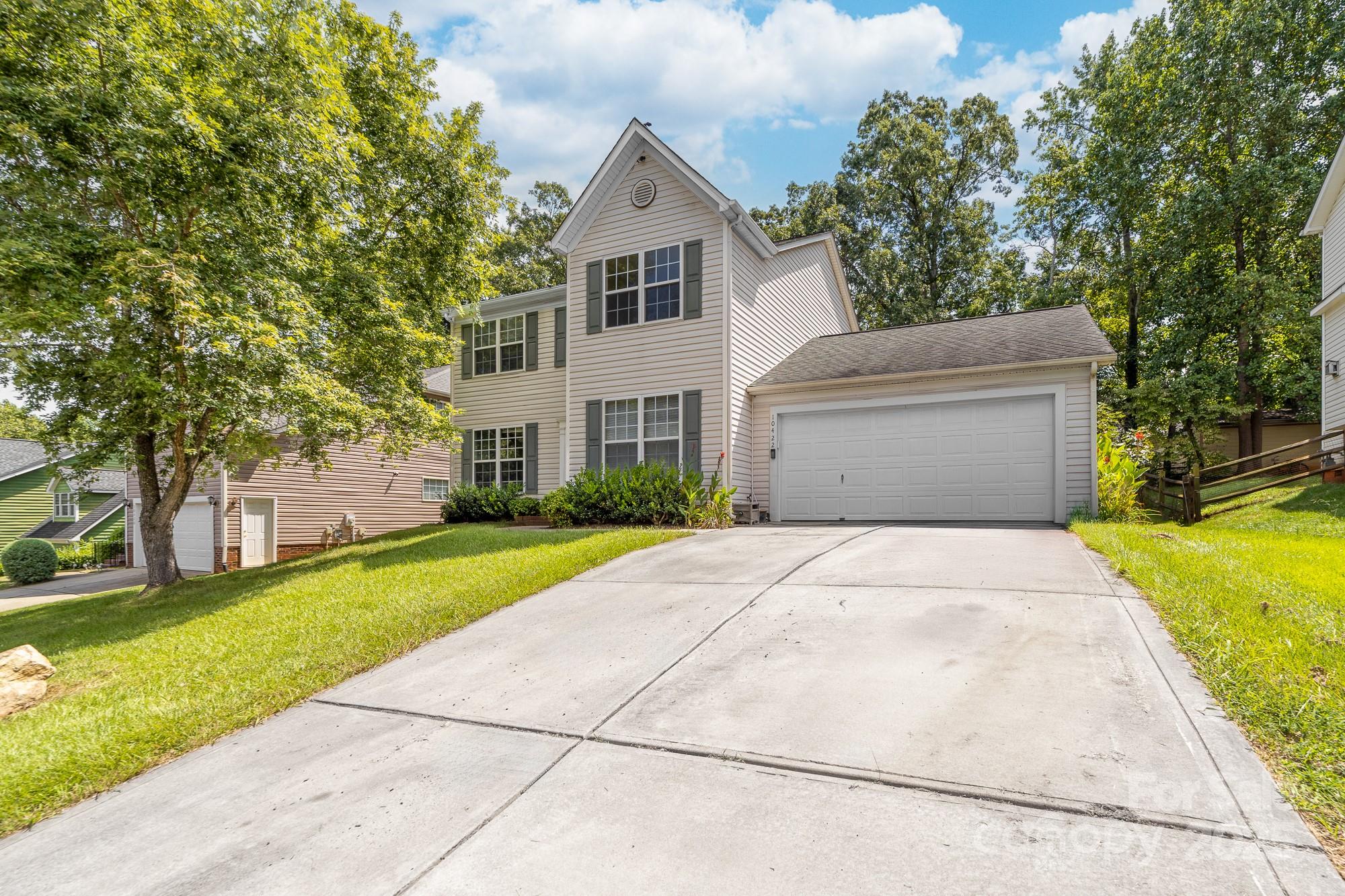 10422 Baskerville Avenue Property Photo 2