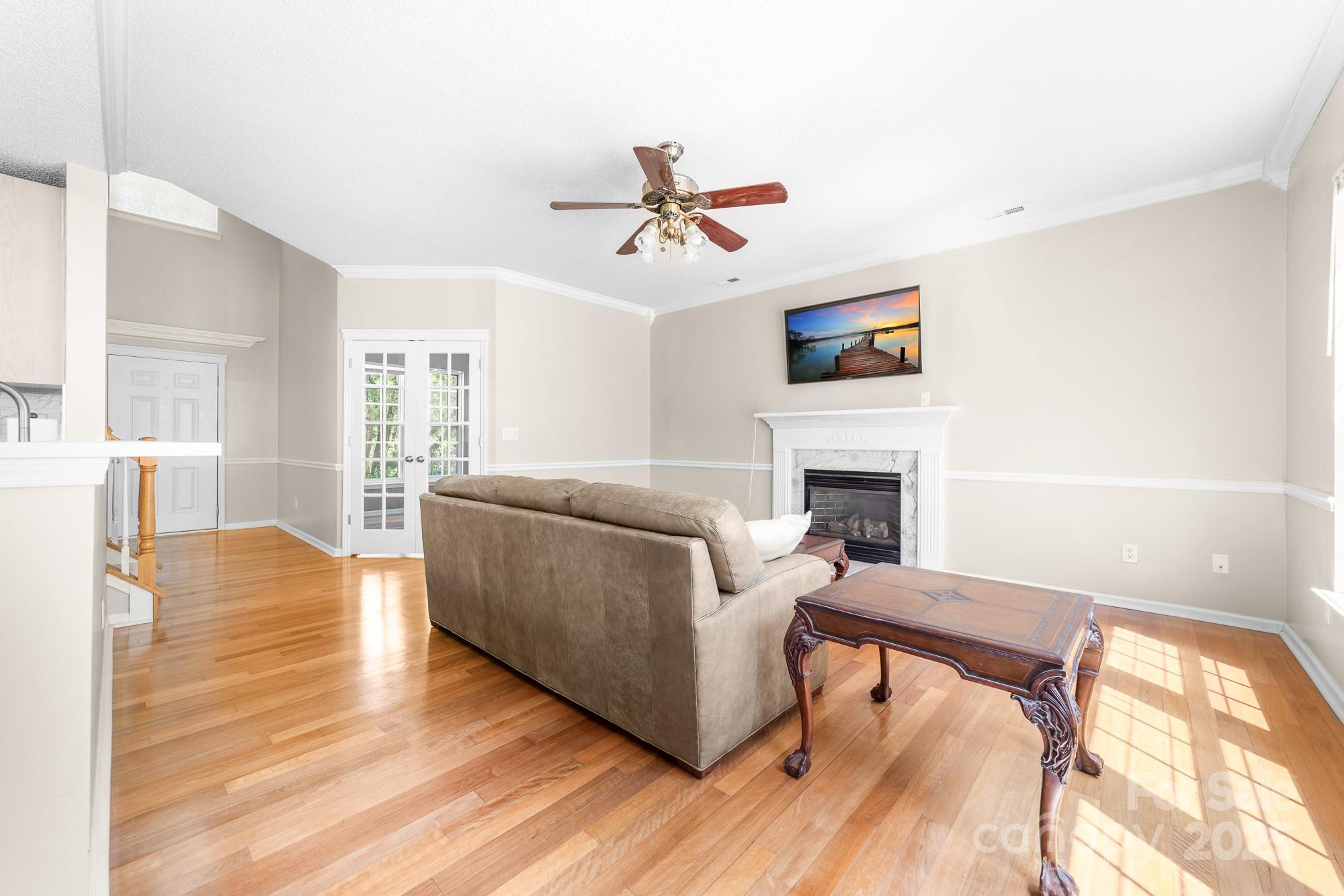 10422 Baskerville Avenue Property Photo 10