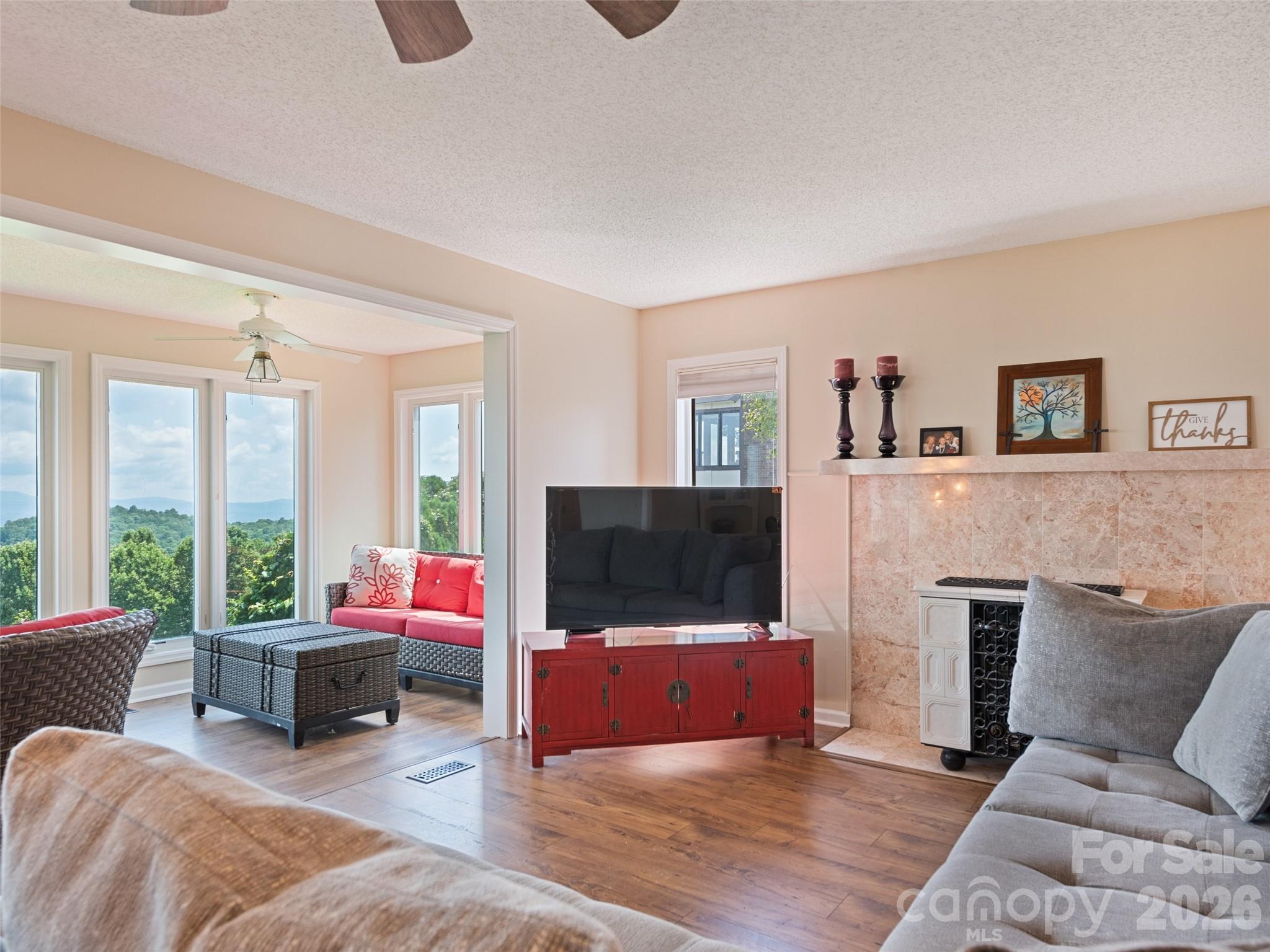 602 Fleetwood Plaza Property Photo 17