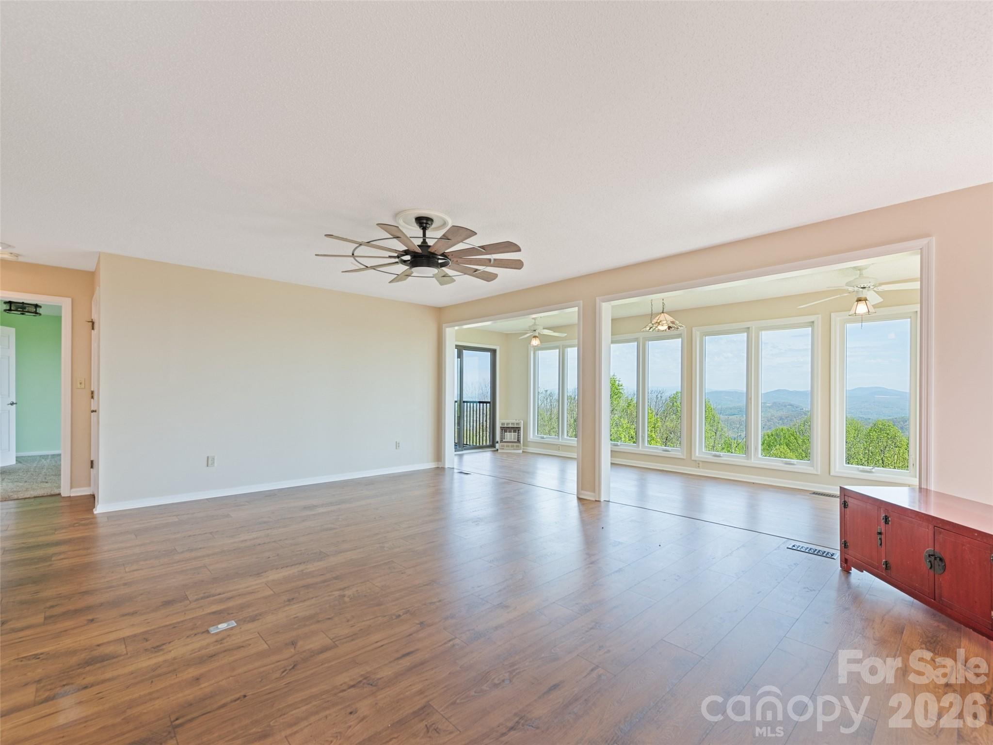 602 Fleetwood Plaza Property Photo 25