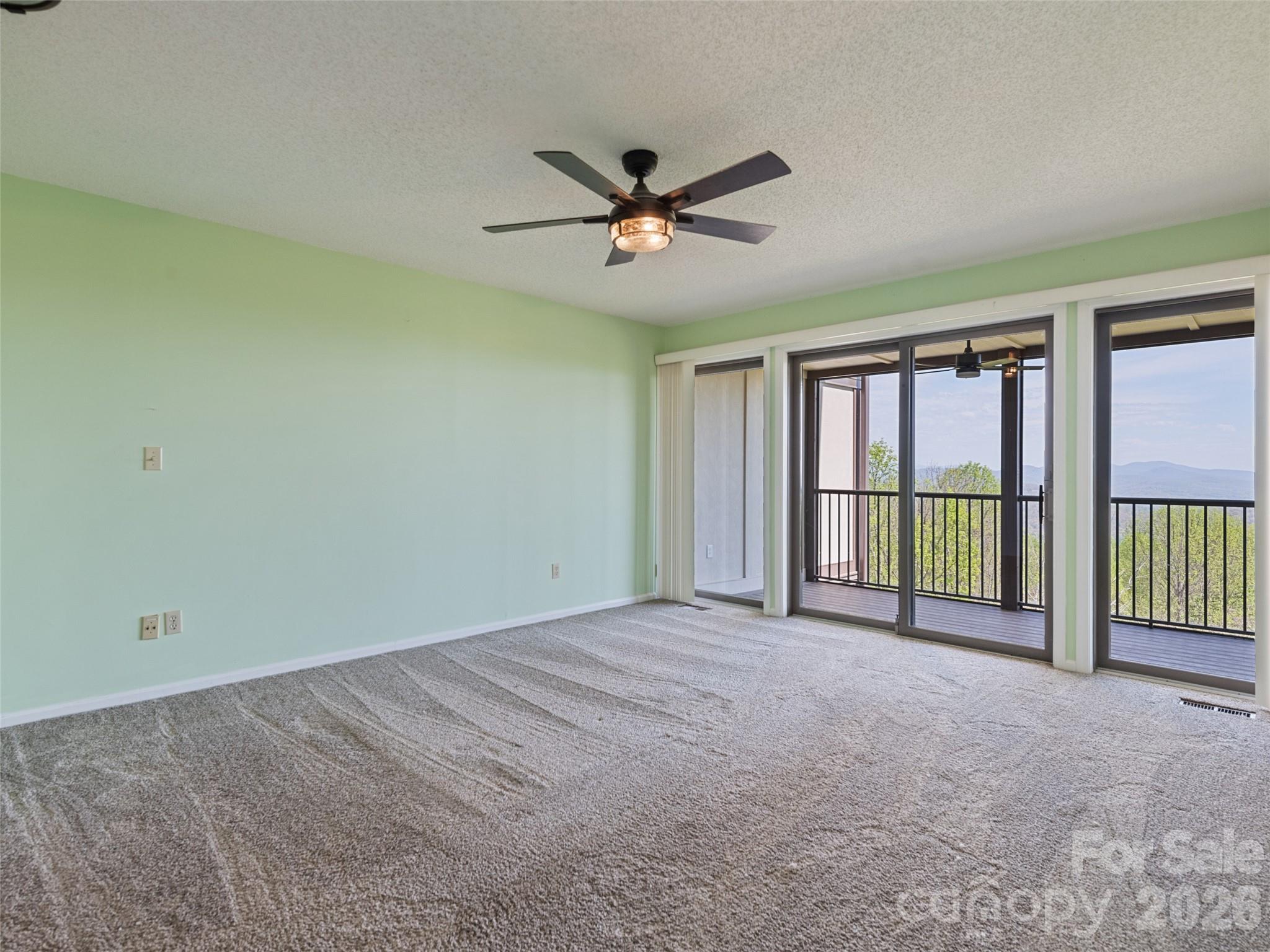 602 Fleetwood Plaza Property Photo 29