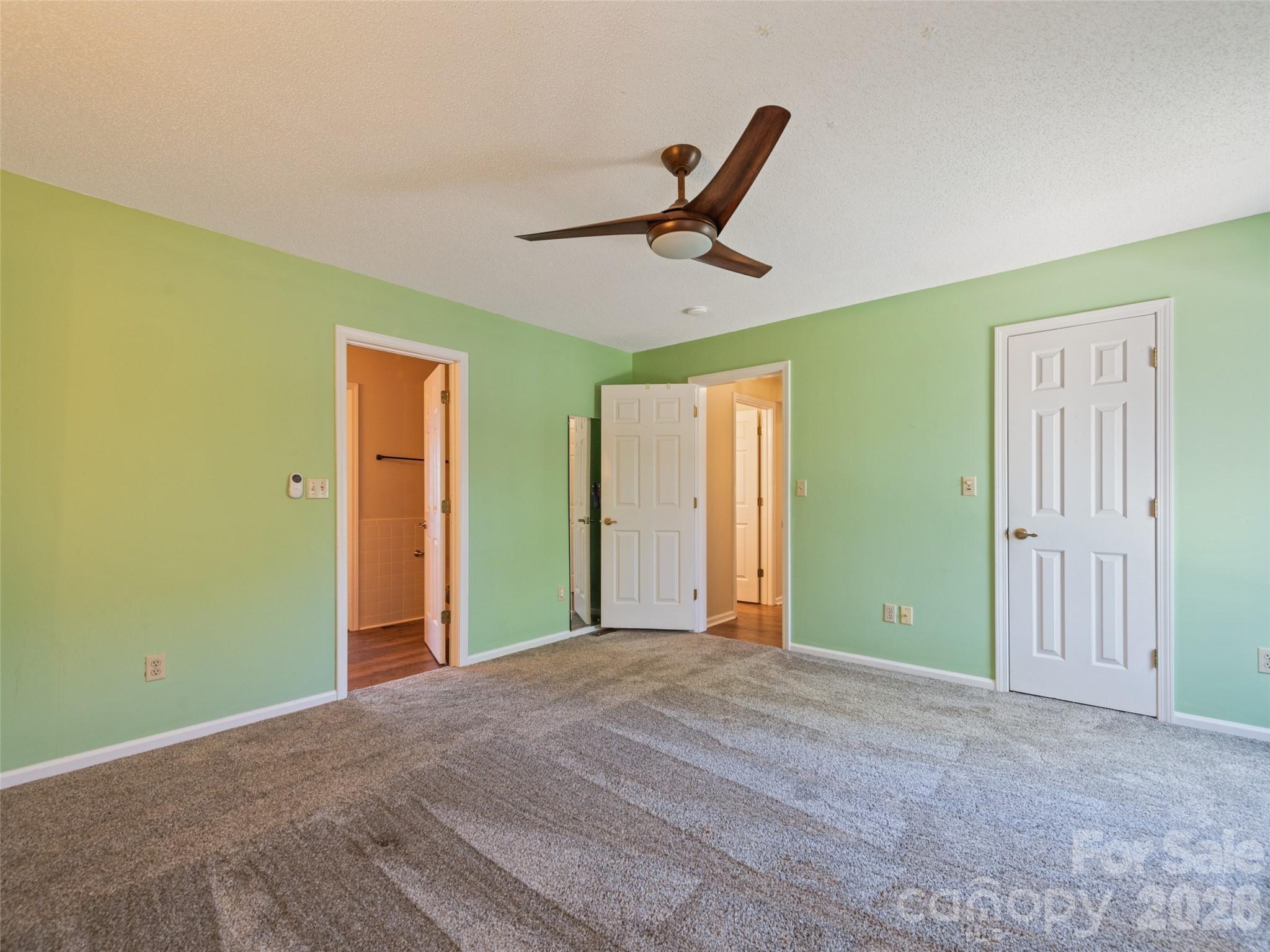 602 Fleetwood Plaza Property Photo 33