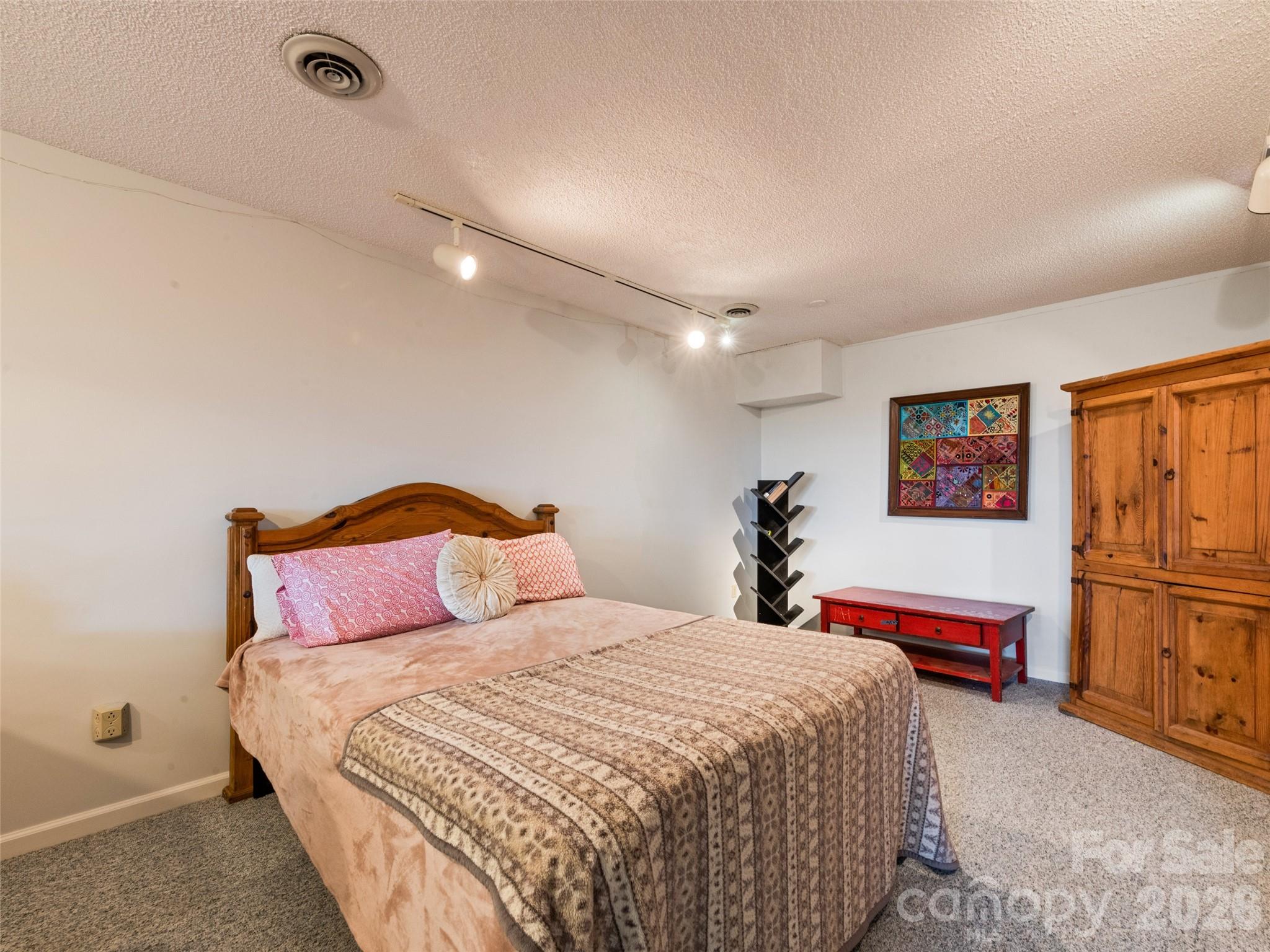 602 Fleetwood Plaza Property Photo 38