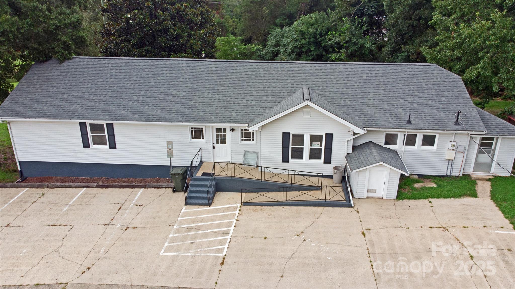 1271 Rocky Hill Lane Property Photo 1