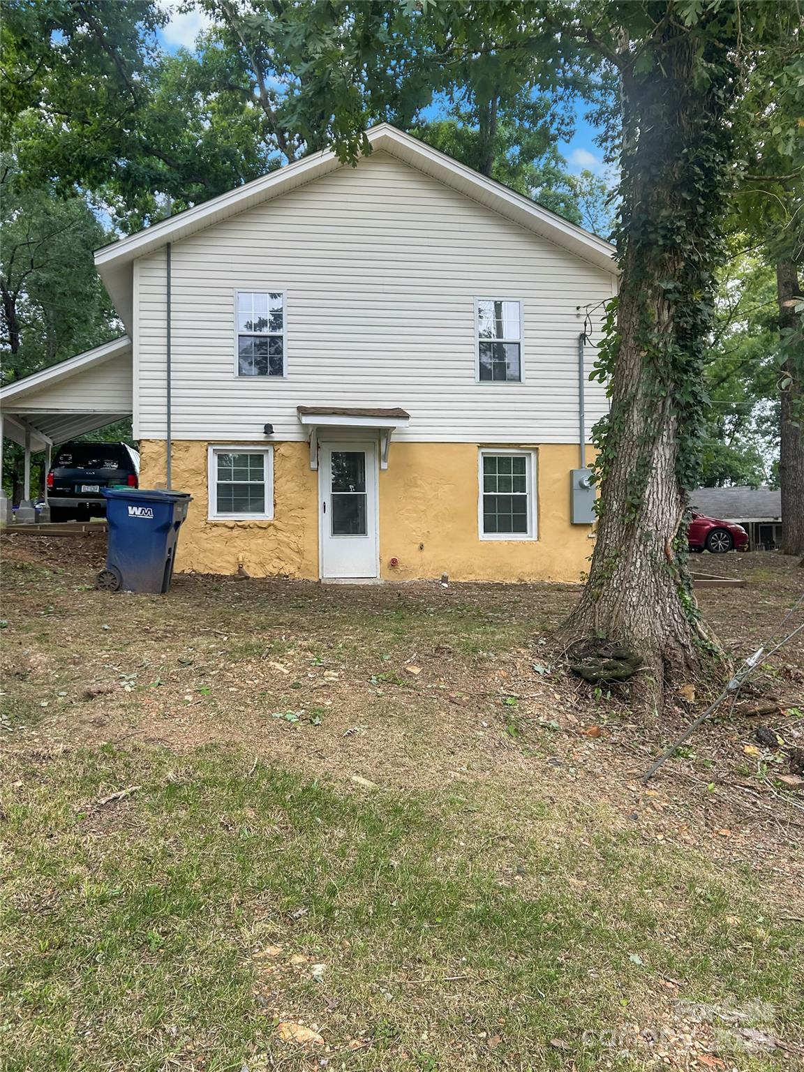 754 S 5th Street Property Photo 2