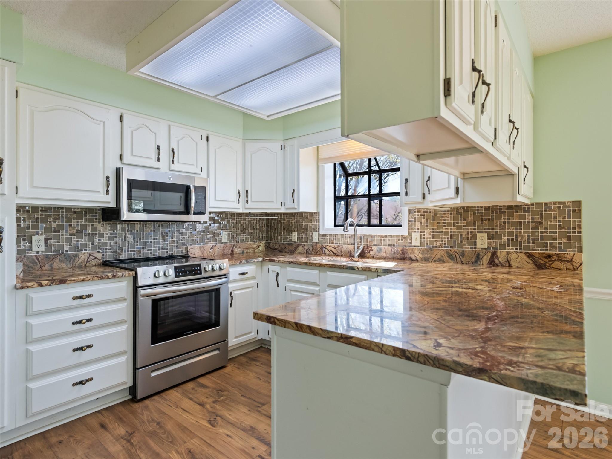 1401 Fleetwood Plaza 1 Property Photo 7
