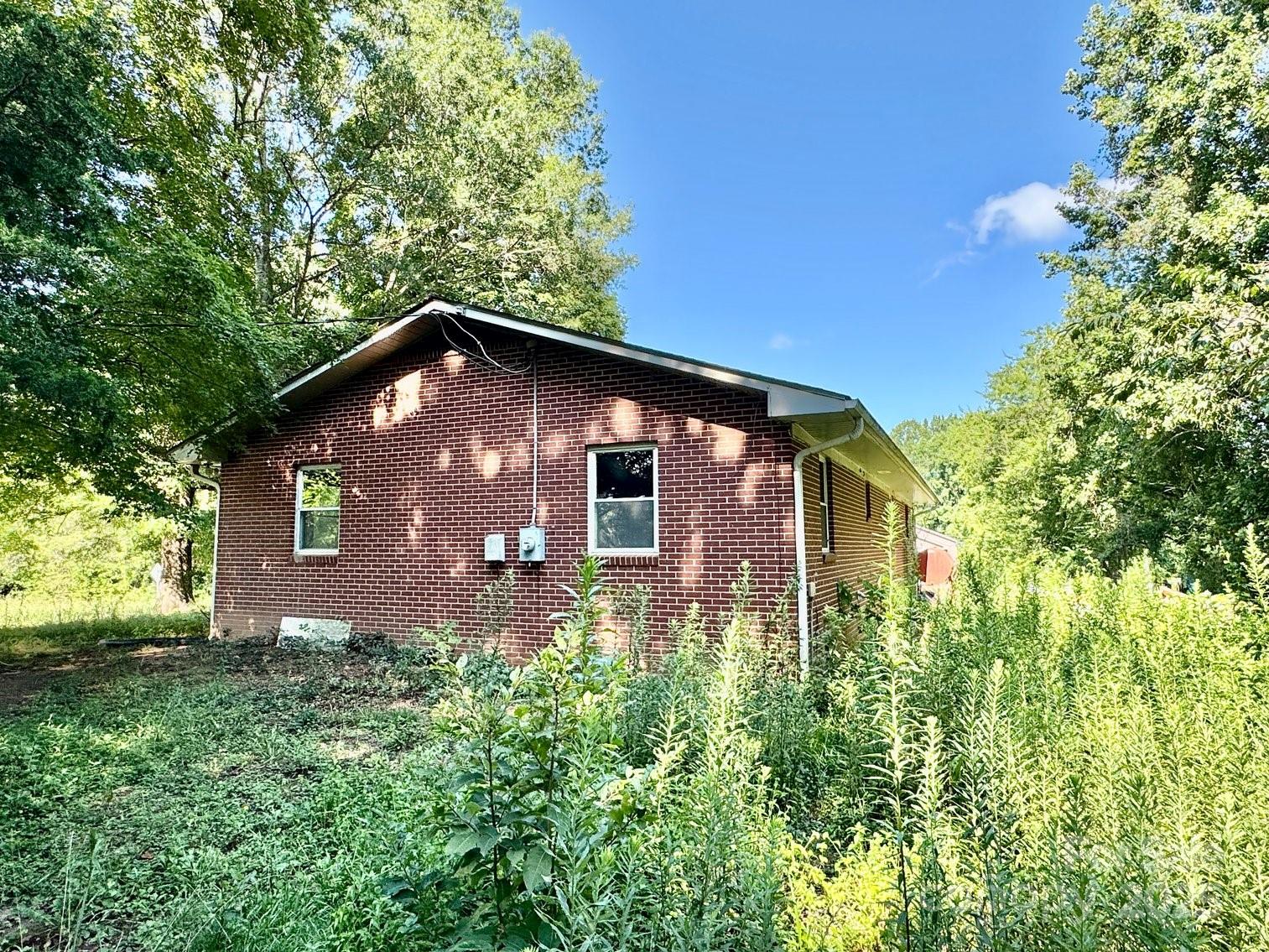 3445 Old Us 421 Highway Property Photo 5