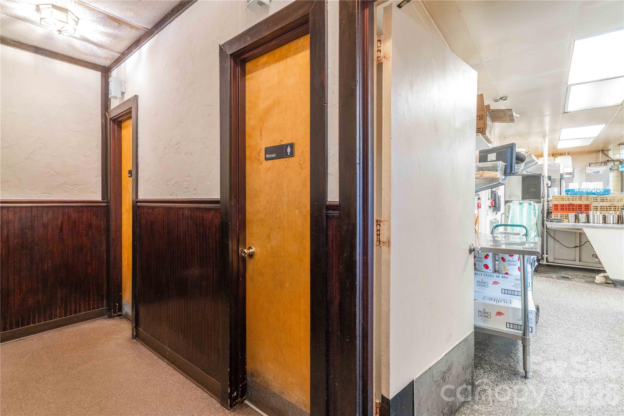 3449 Robinhood Road Property Photo 17