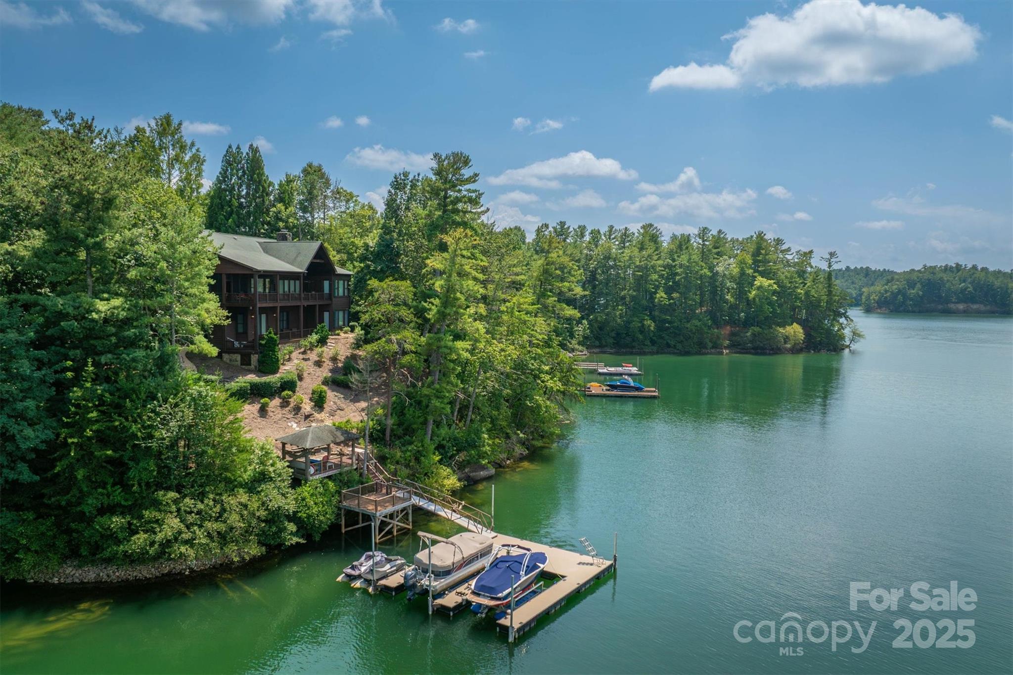 5140 Beech Bluff Drive Property Photo 1