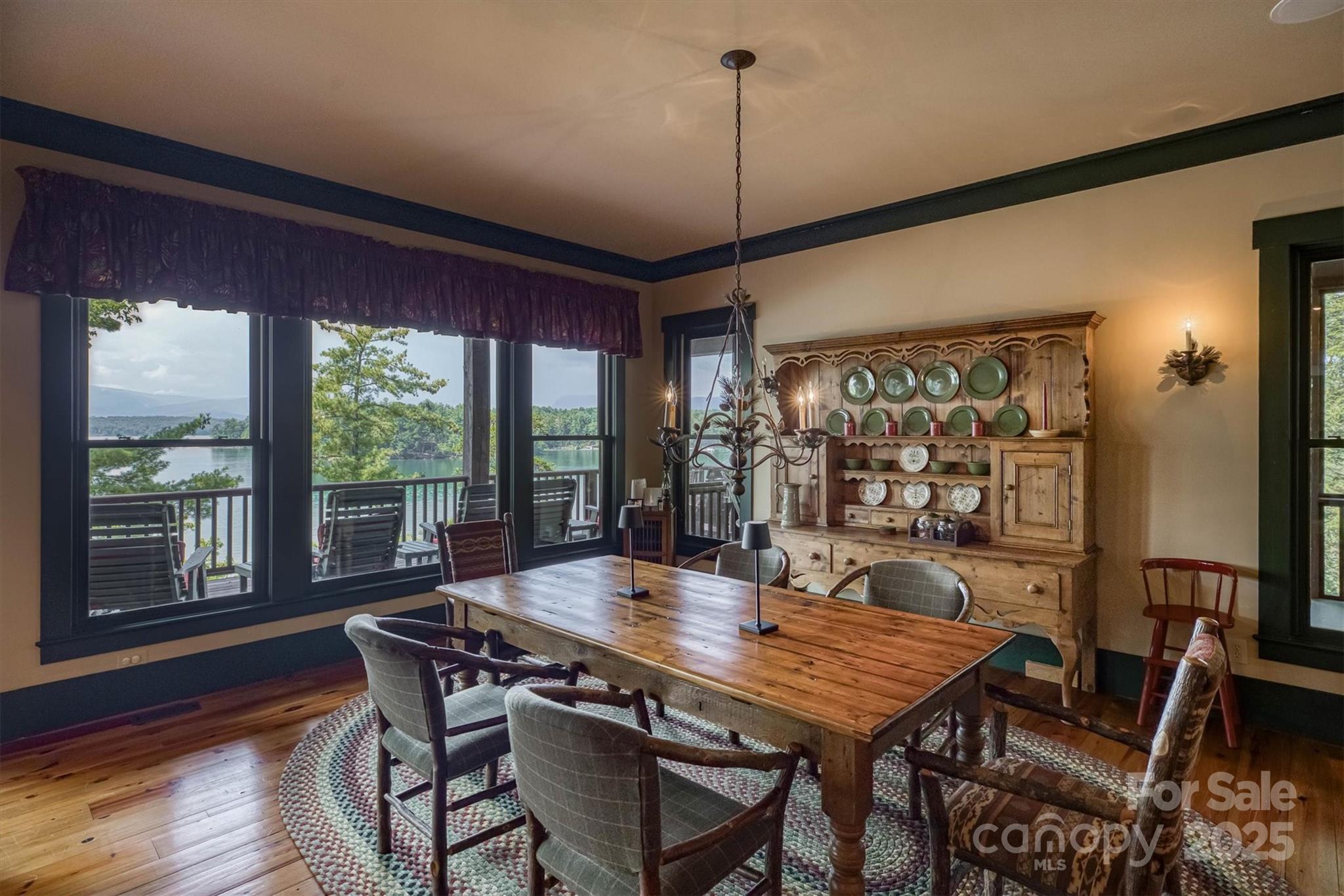 5140 Beech Bluff Drive Property Photo 12