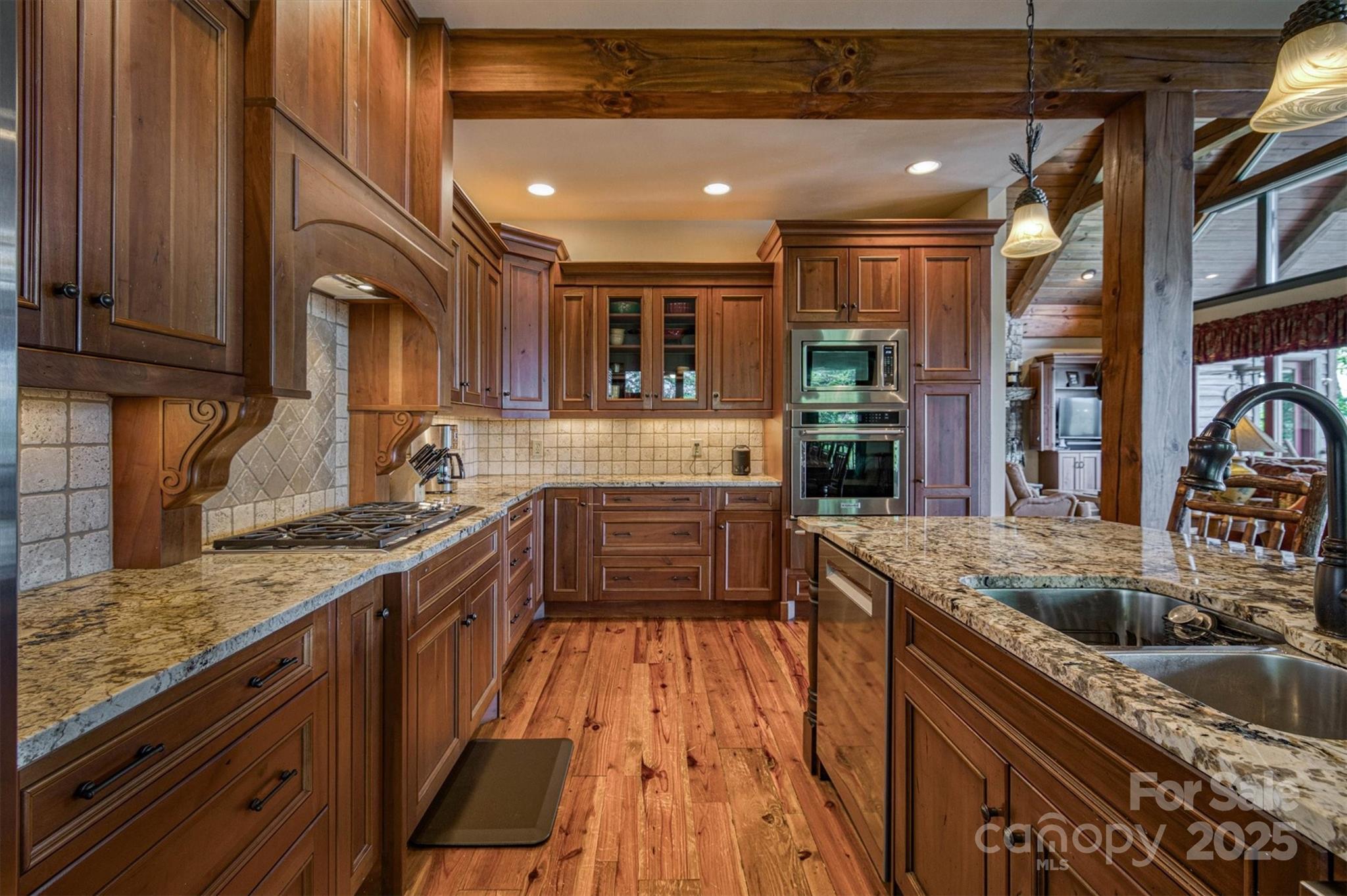 5140 Beech Bluff Drive Property Photo 14
