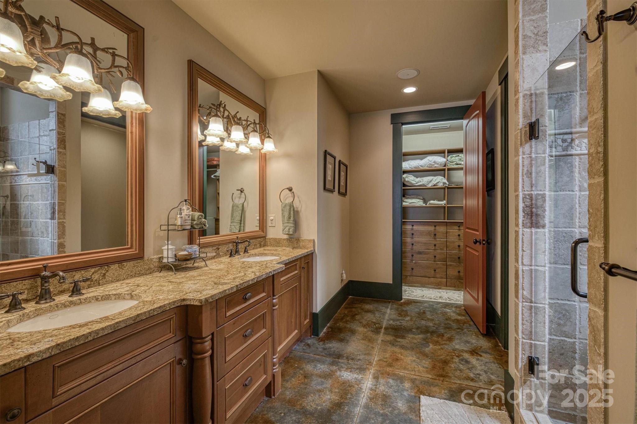 5140 Beech Bluff Drive Property Photo 23