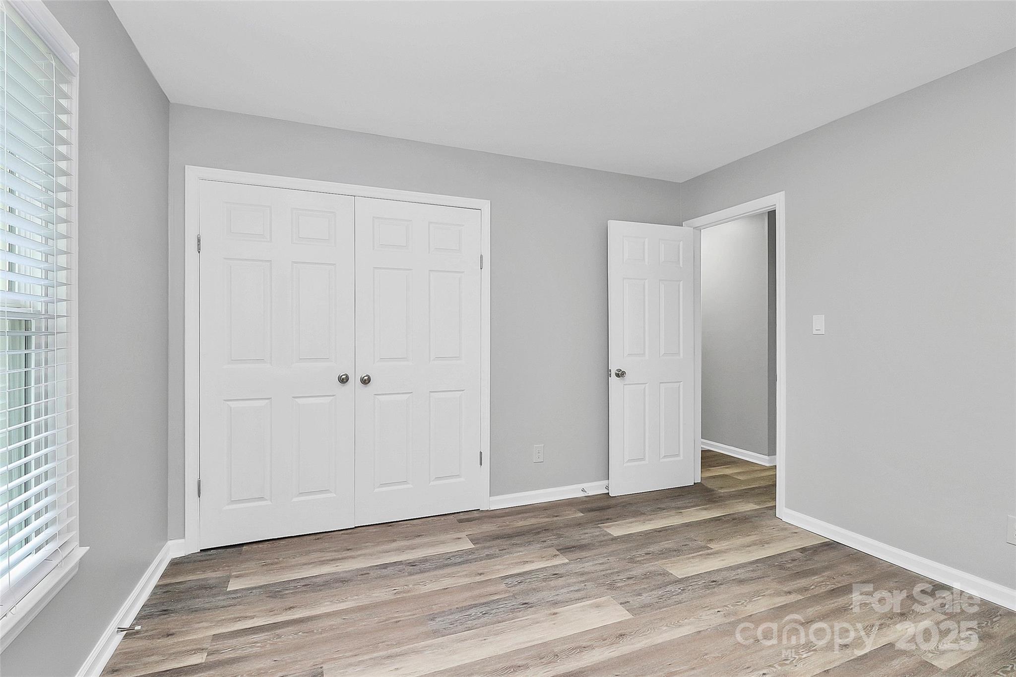 723 Edgegreen Drive Property Photo 12