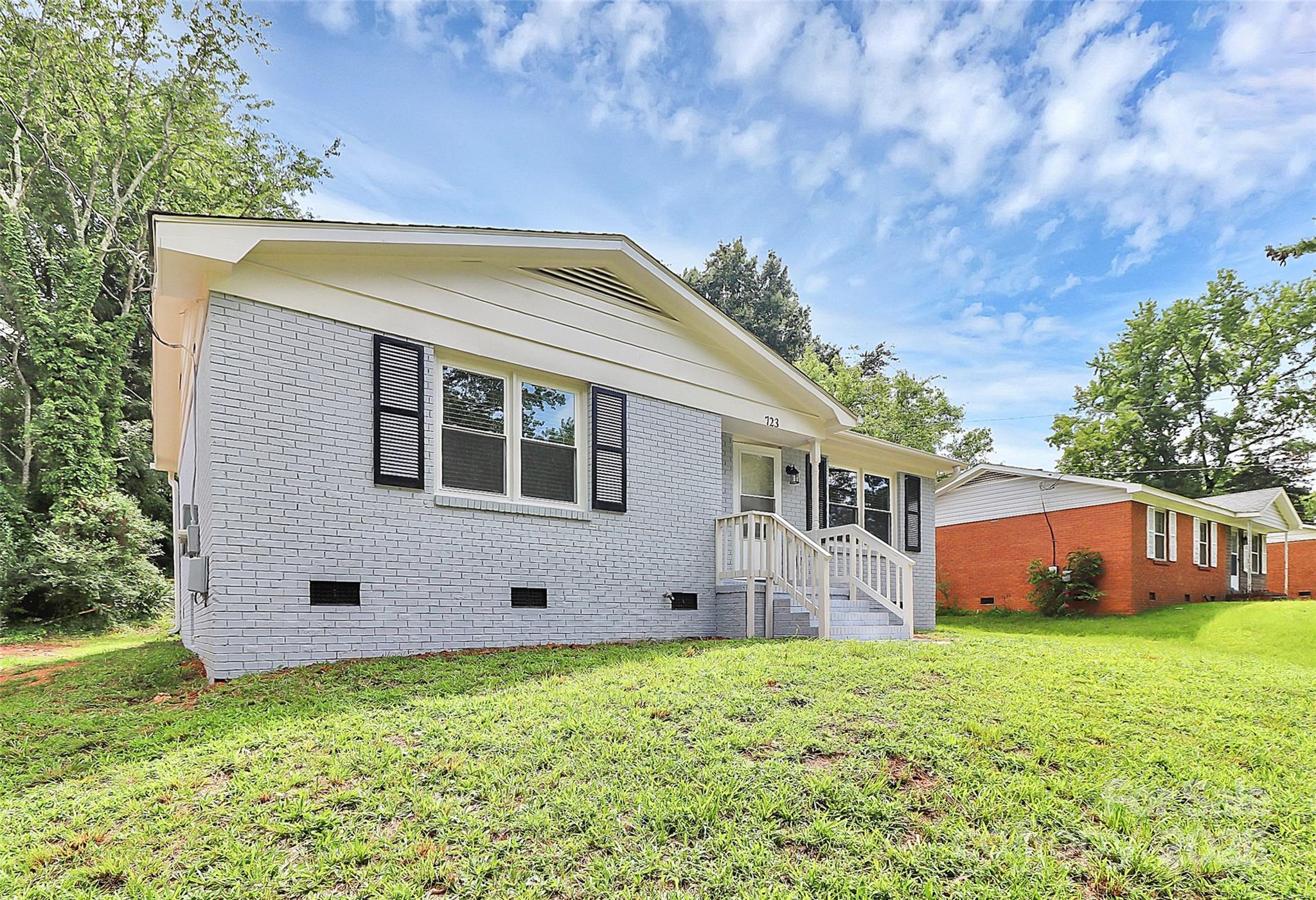 723 Edgegreen Drive Property Photo 19