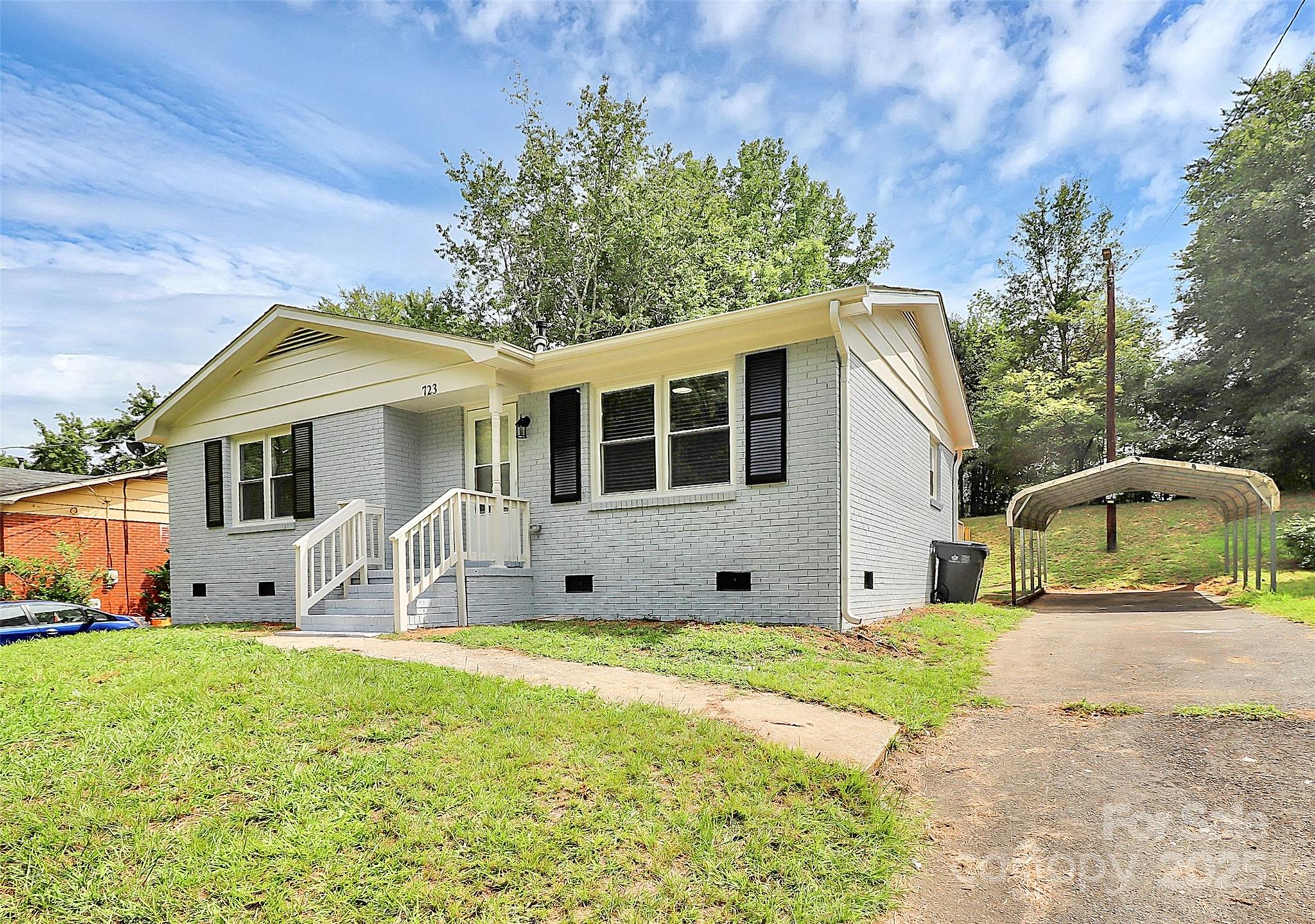 723 Edgegreen Drive Property Photo 20