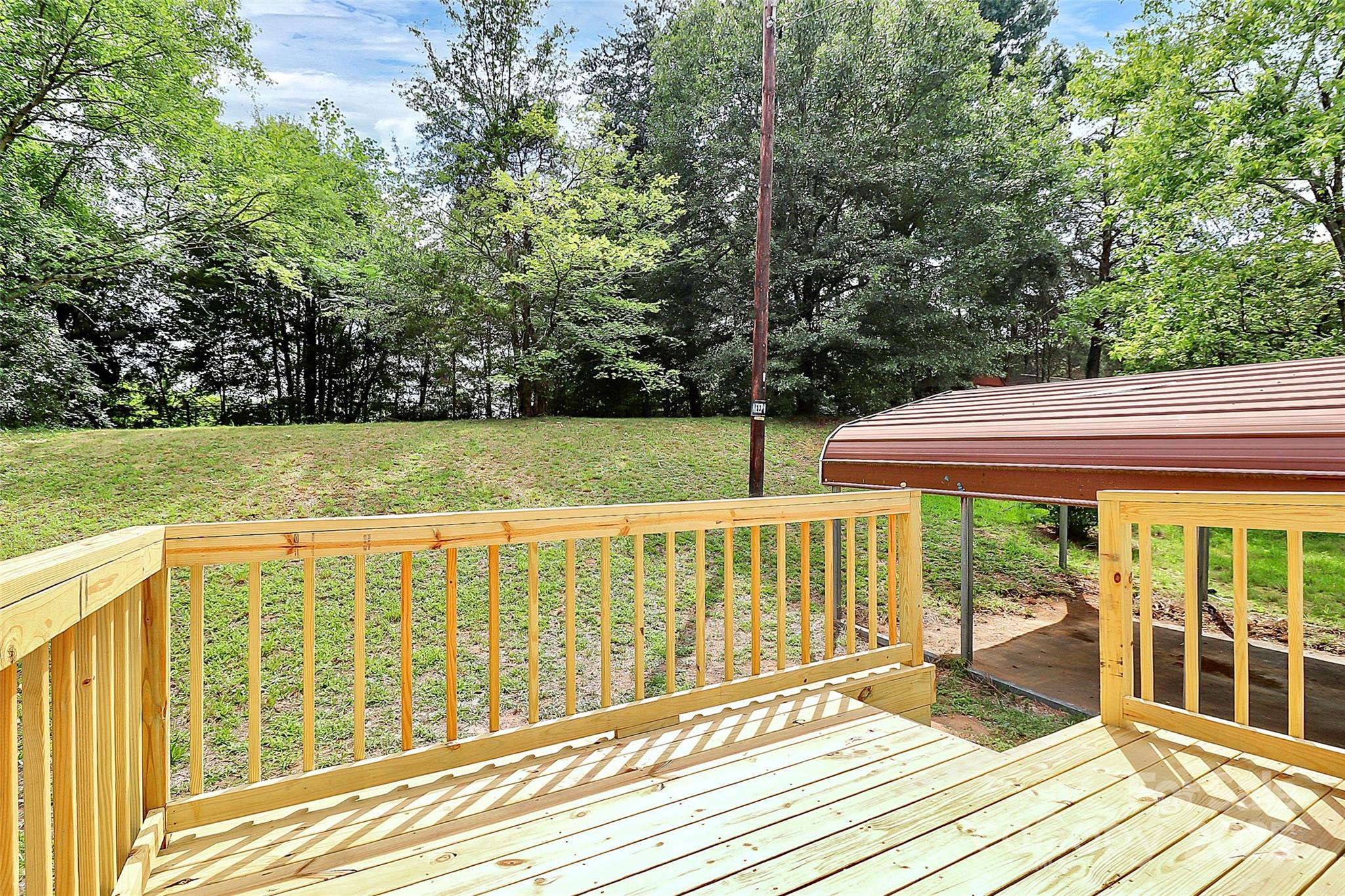 723 Edgegreen Drive Property Photo 24