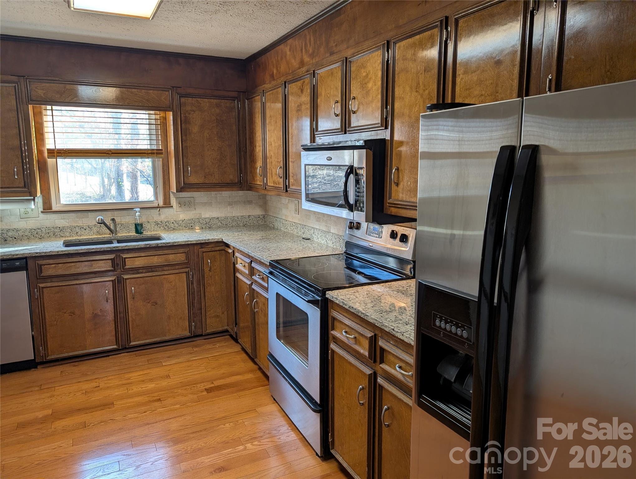 3065 Woodstream Drive Property Photo 15