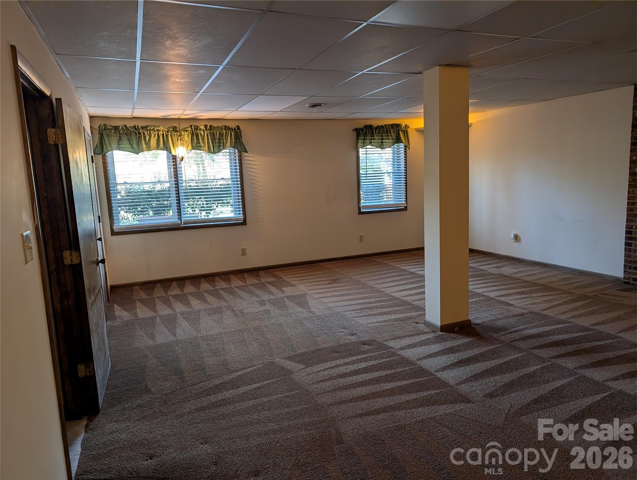 3065 Woodstream Drive Property Photo 32