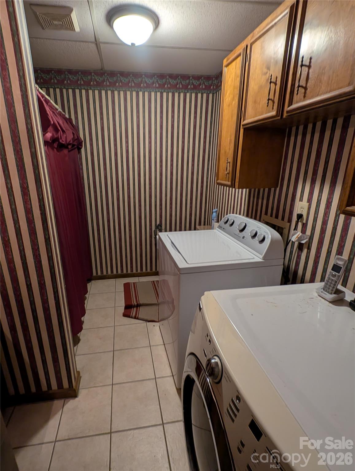 3065 Woodstream Drive Property Photo 34