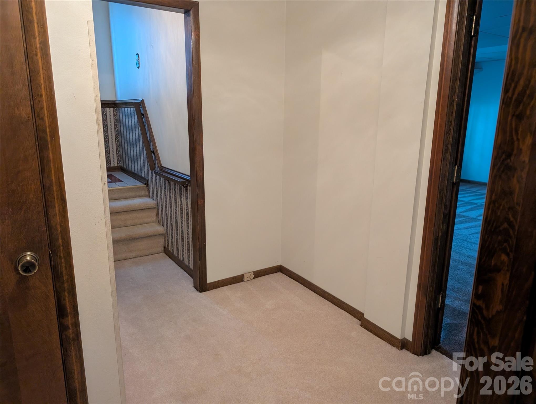 3065 Woodstream Drive Property Photo 35