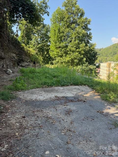 710 Cherokee Orchard Road Property Photo 9
