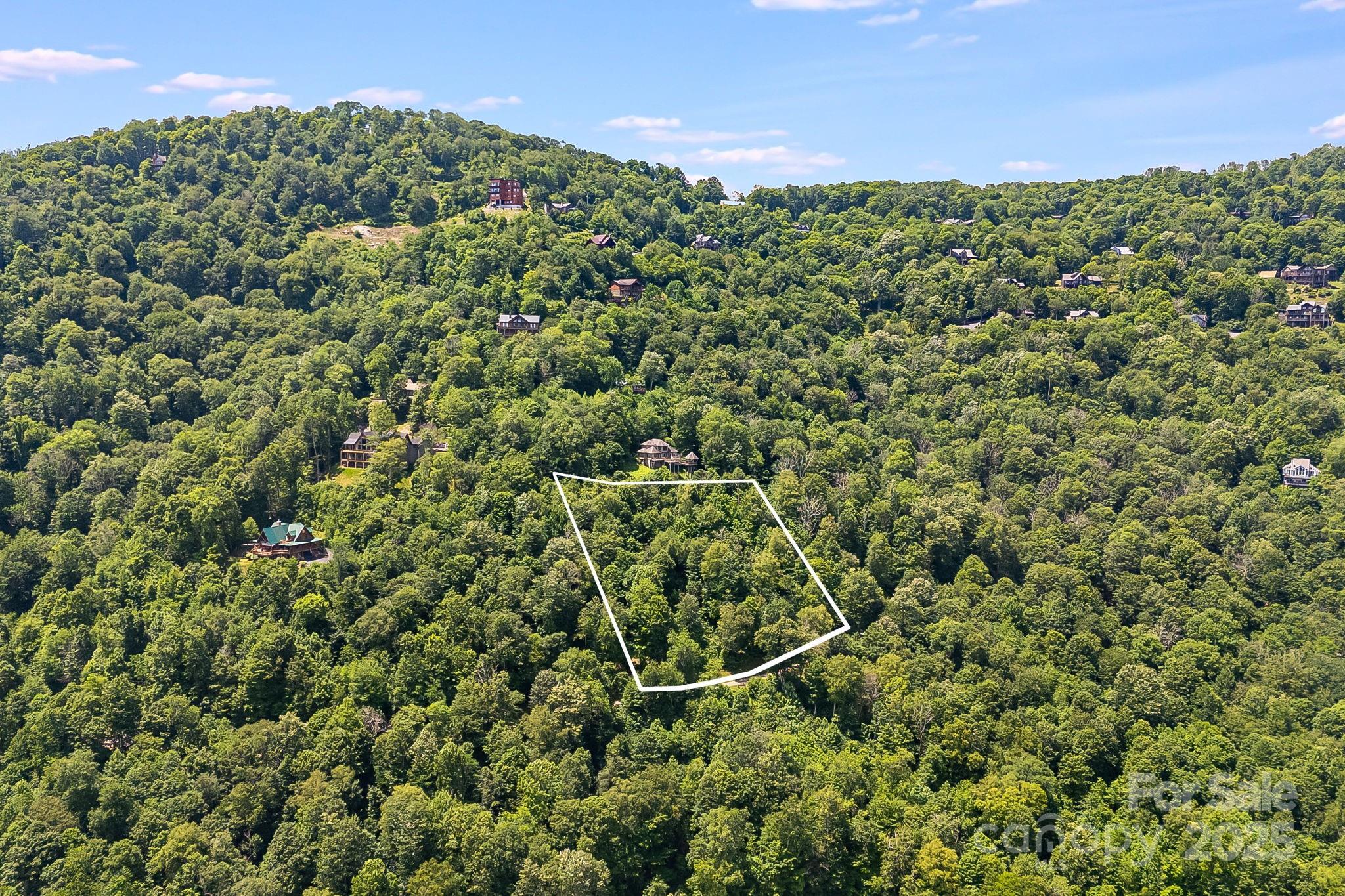 1617 Mountain Gait Drive 16 & 17 Property Photo 4