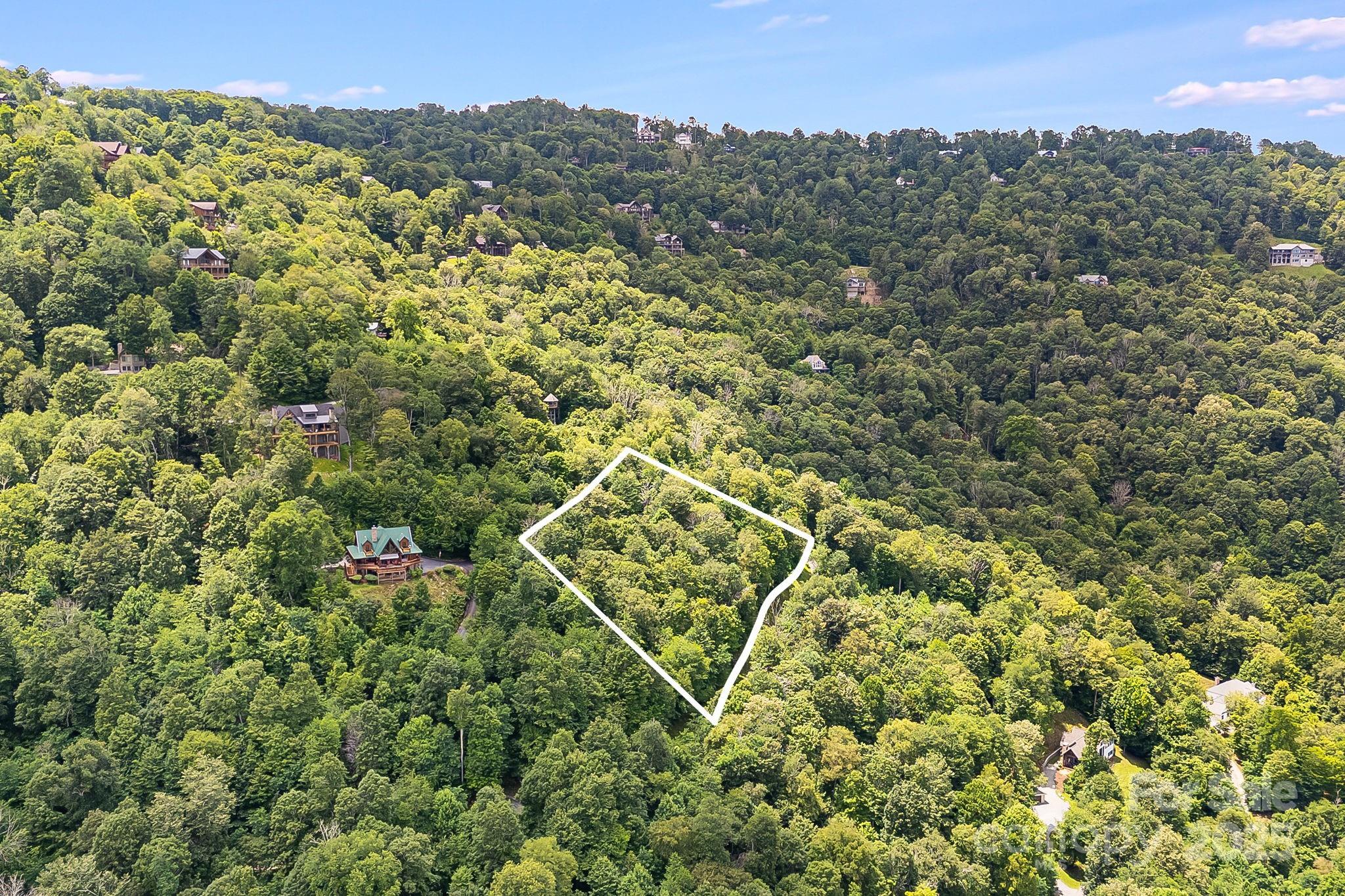 1617 Mountain Gait Drive 16 & 17 Property Photo 7