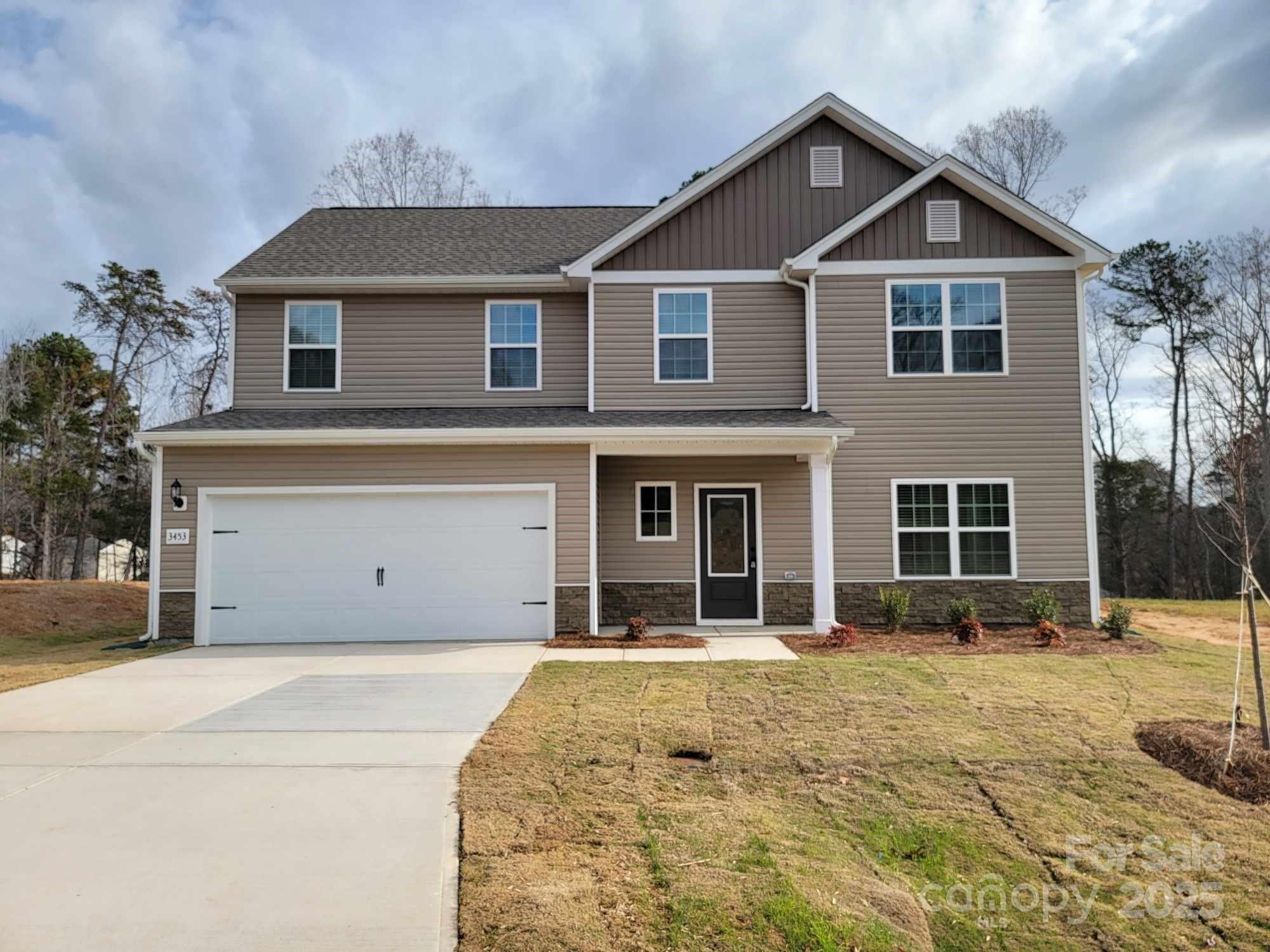 3453 Robindale Drive Property Photo 1