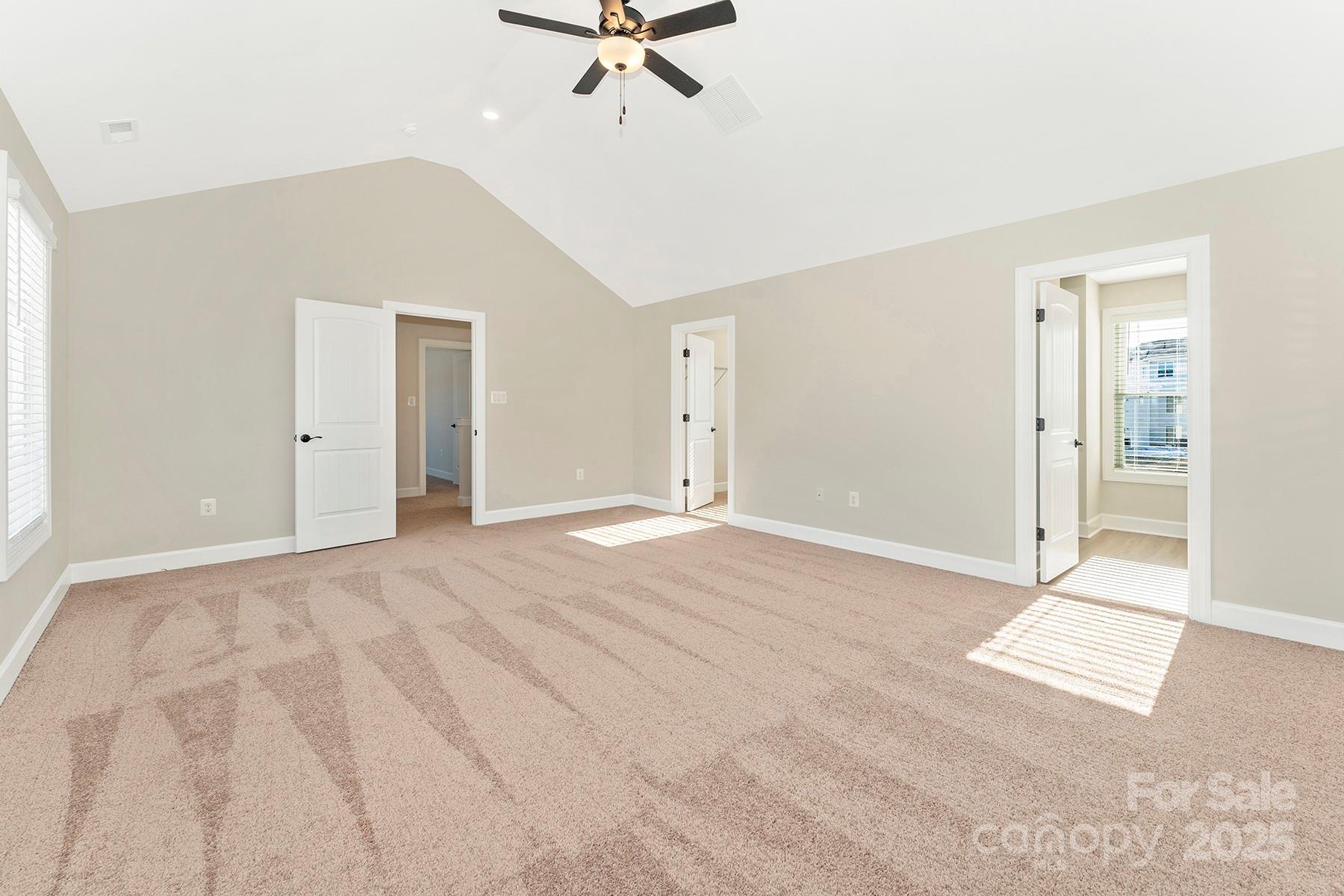 3447 Robindale Drive Property Photo 15