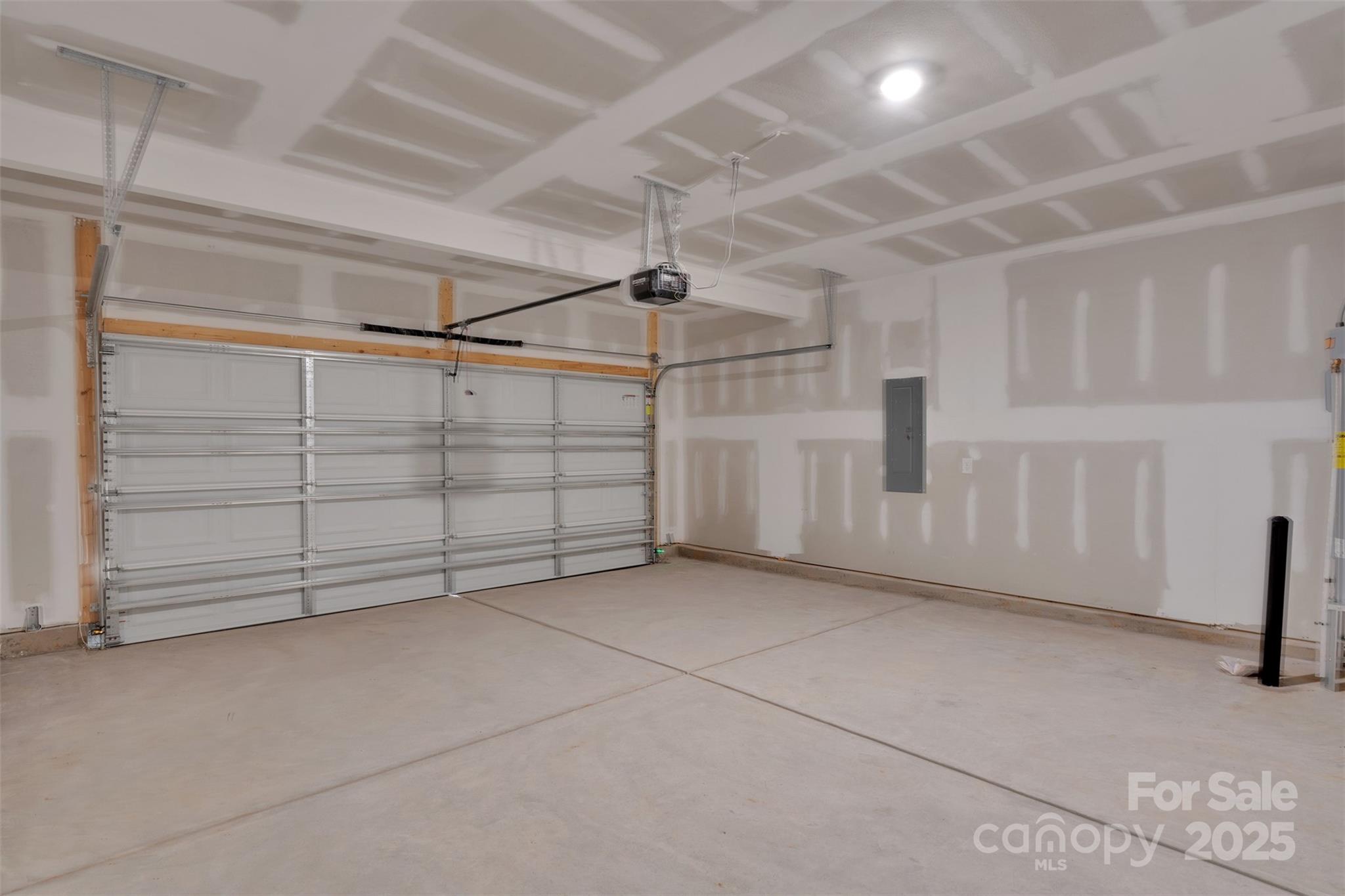 1809 Country Club Road 3 Property Photo 23