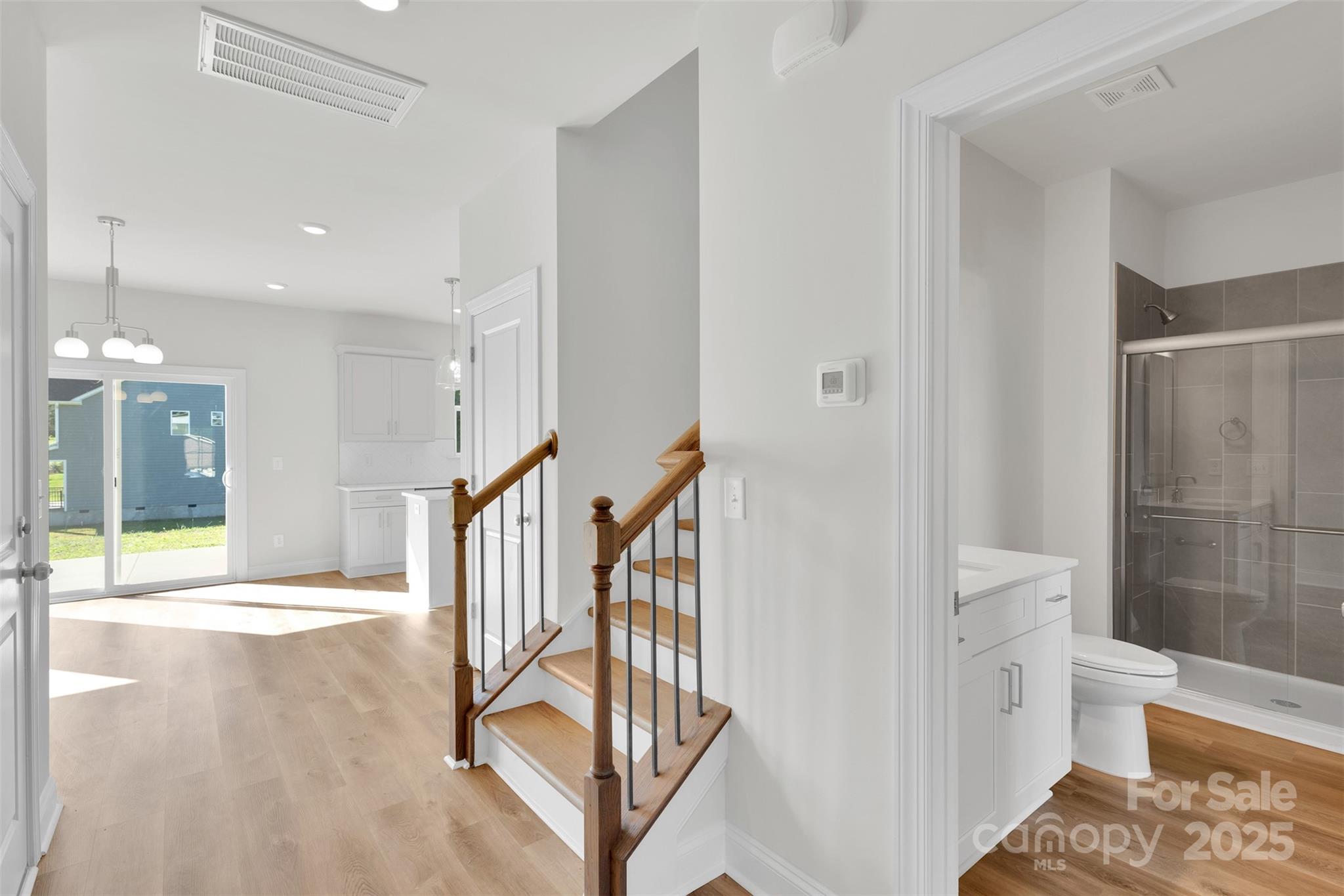 726 Lithia Inn Road 5 Property Photo 9