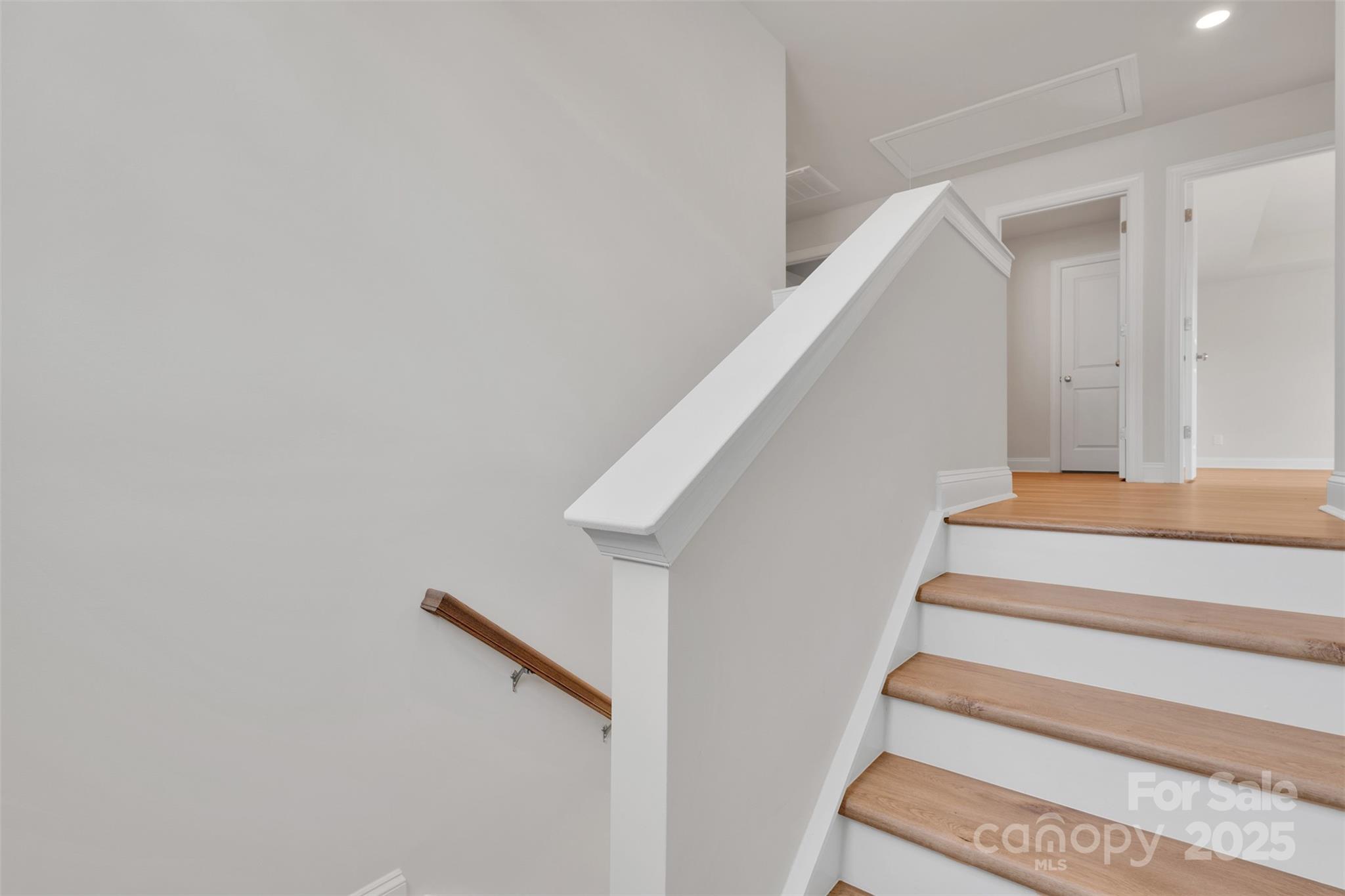 726 Lithia Inn Road 5 Property Photo 25