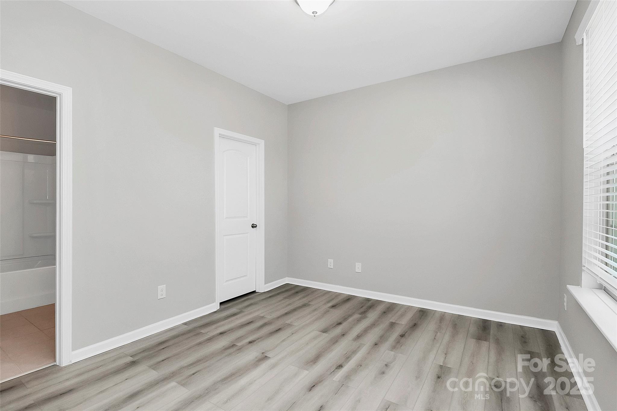 9604 Ainslie Downs Street Property Photo 5