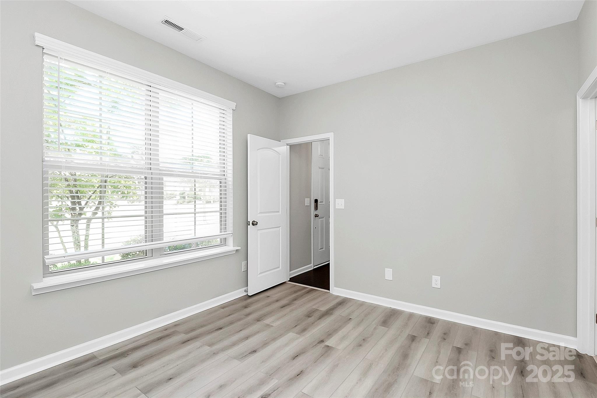 9604 Ainslie Downs Street Property Photo 6