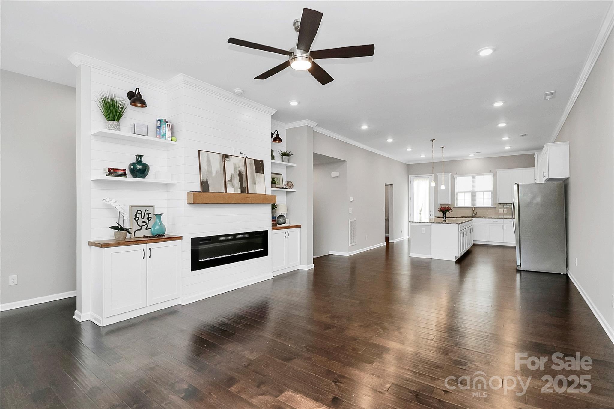 9604 Ainslie Downs Street Property Photo 9