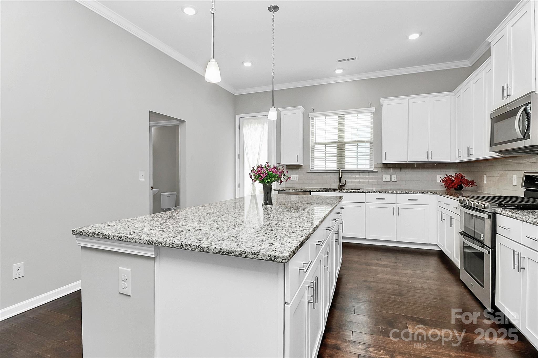 9604 Ainslie Downs Street Property Photo 11