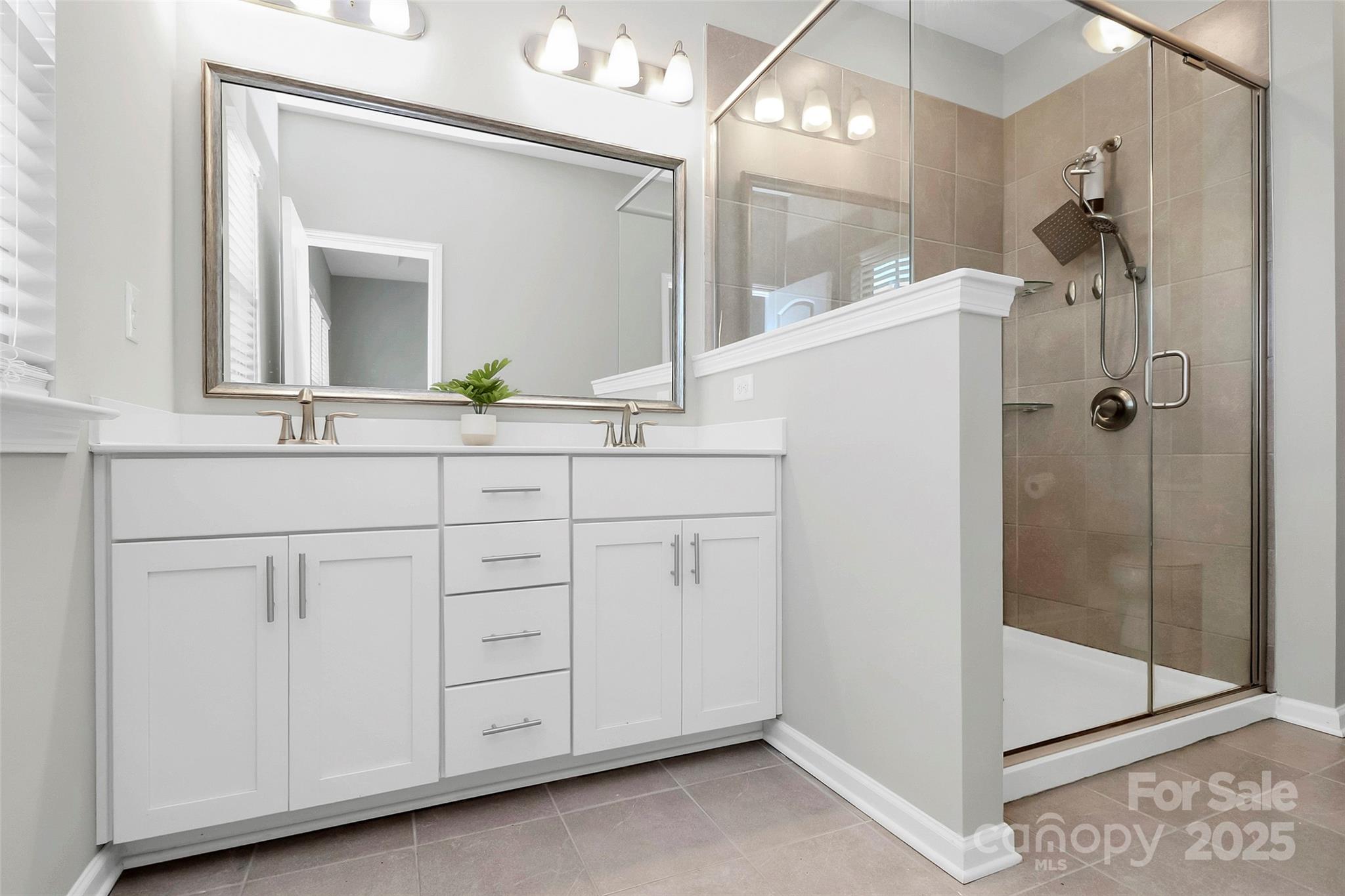 9604 Ainslie Downs Street Property Photo 23