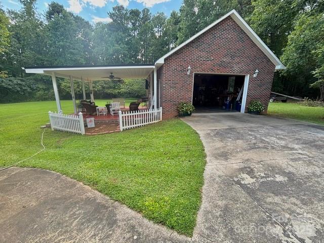 912 Redwood Lane Property Photo 27