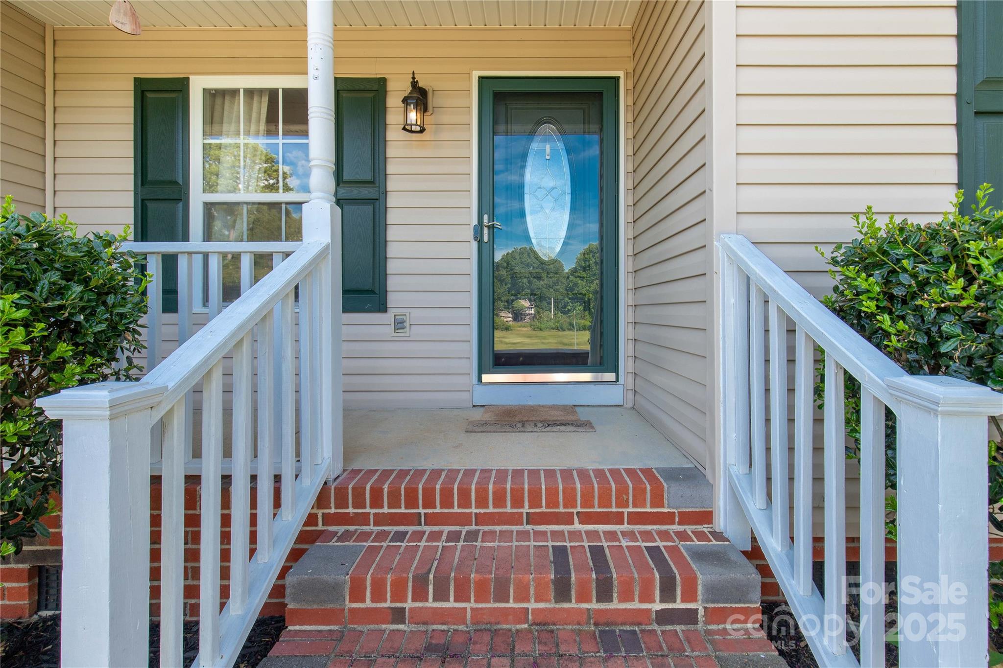 808 Painted Lady Court Property Photo 5