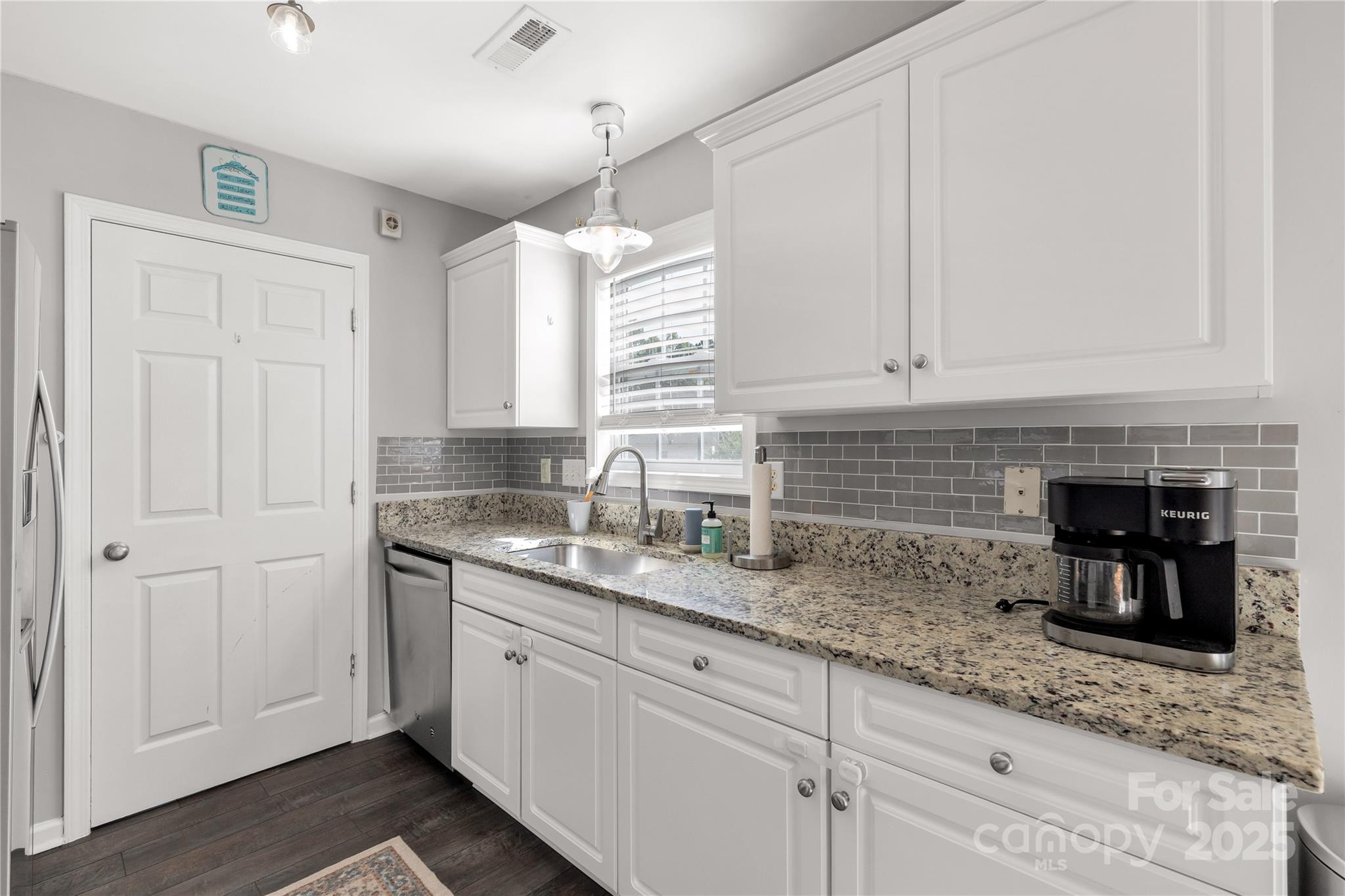 808 Painted Lady Court Property Photo 11