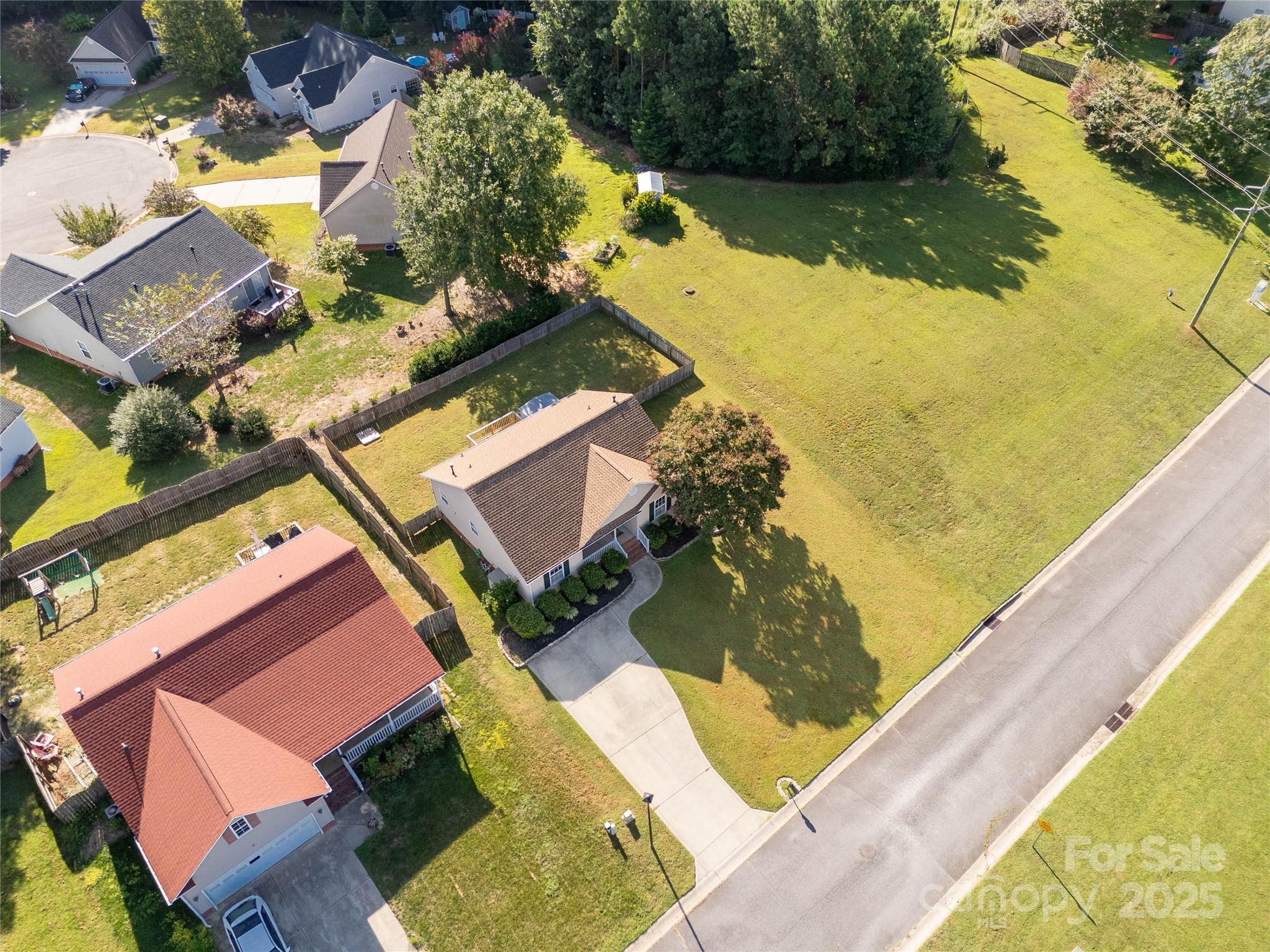 808 Painted Lady Court Property Photo 31