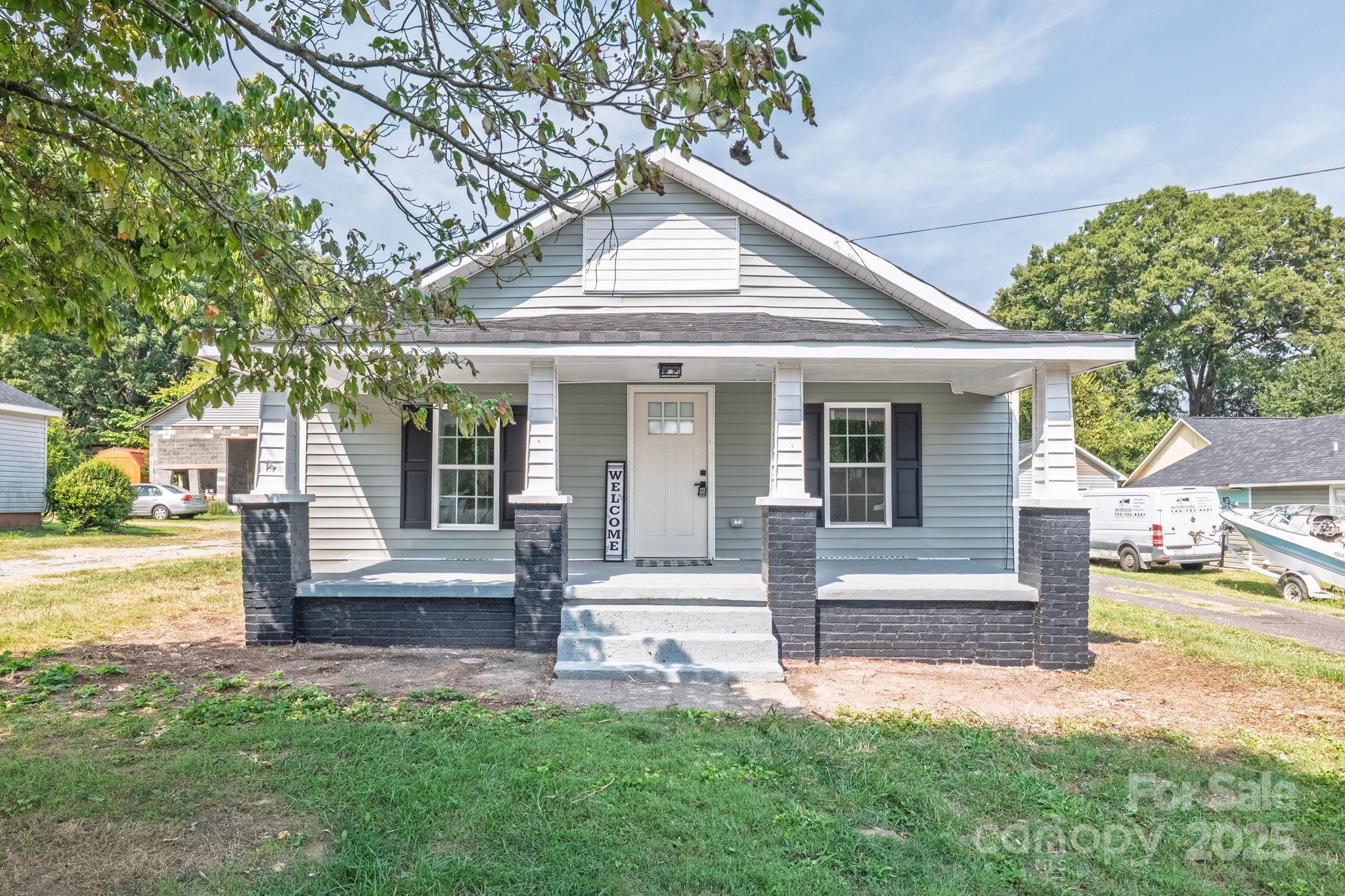 742 Main Street Property Photo 2